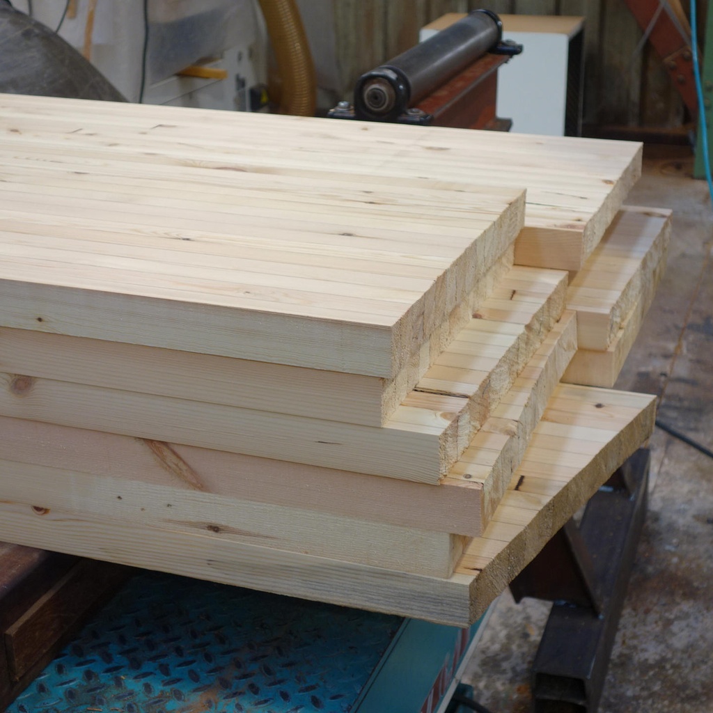 Glued laminated timber panel