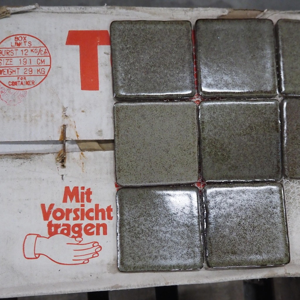 Wall glazed ceramic tiles by Iga Mosaik (9 x 9 cm) - Sold per tile