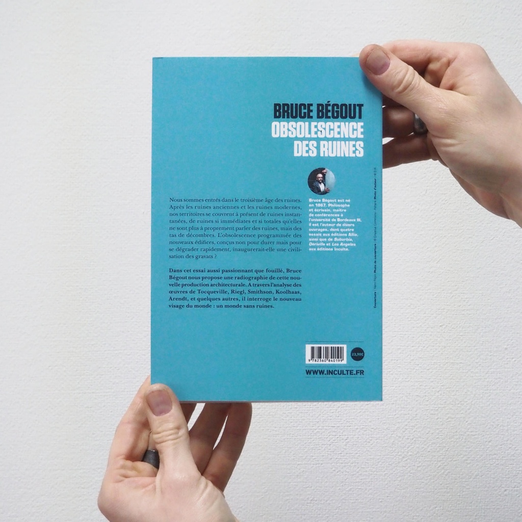 Book 'Obsolescence des ruines' by Bruce Begout