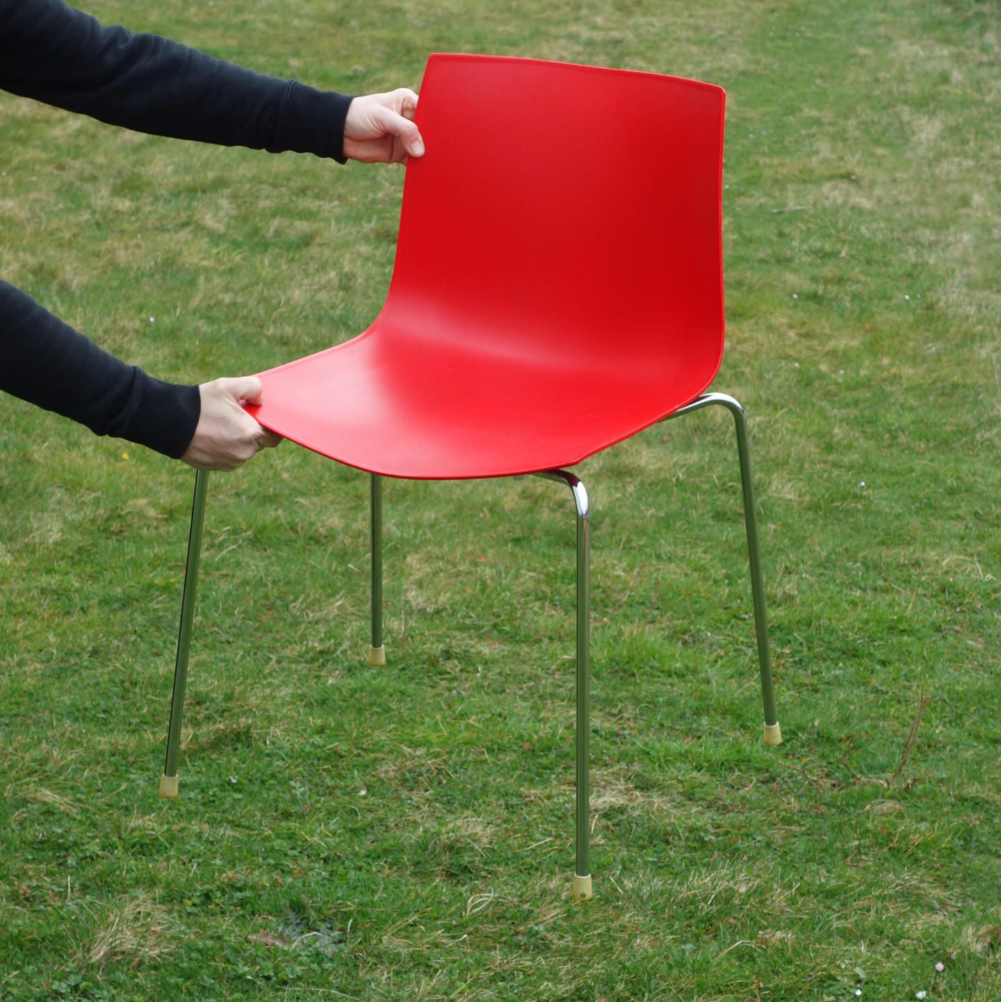 Stackable chair 'Catifa 46' by Lievore Altherr Molina for Arper (ca. 2004) - Red