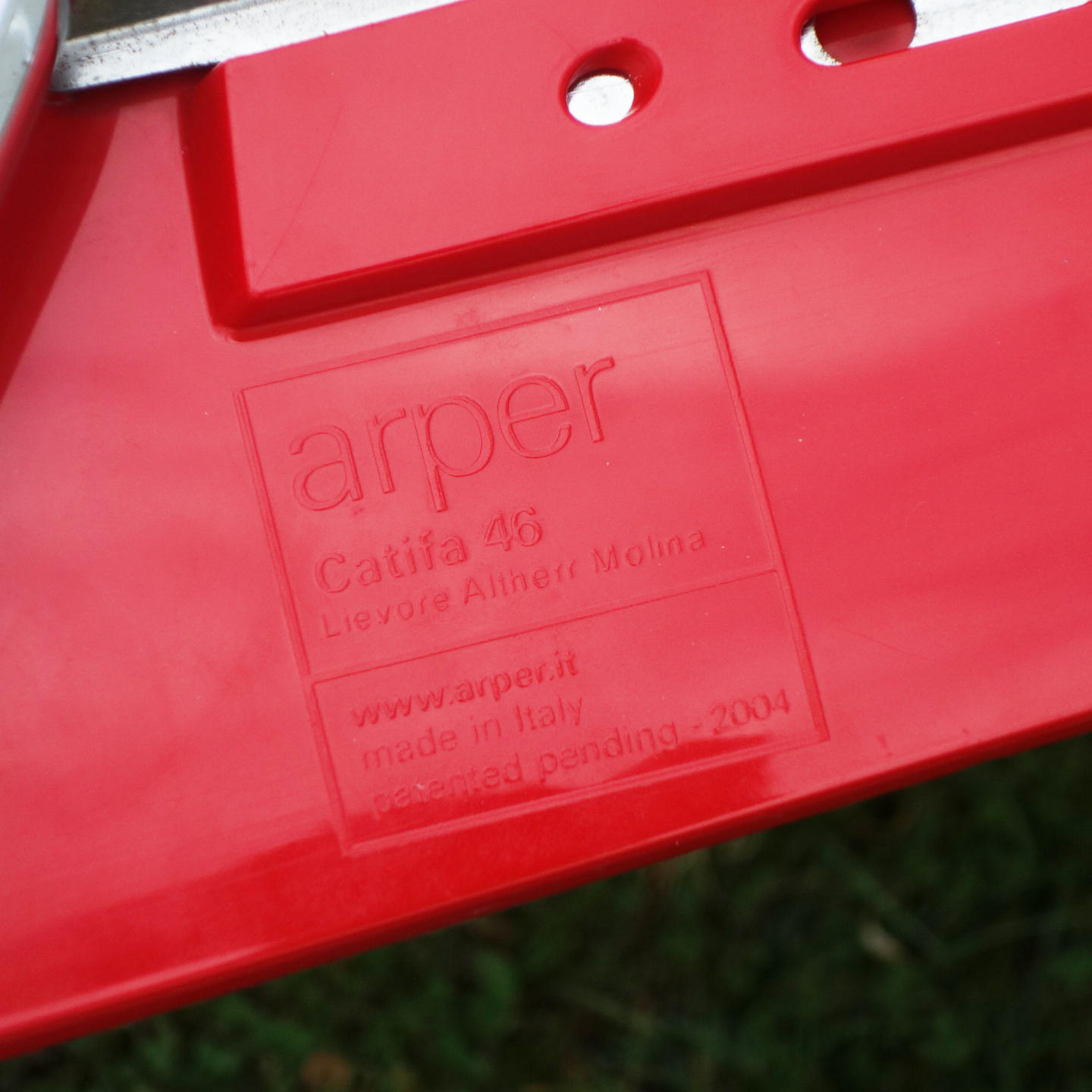 Stackable chair 'Catifa 46' by Lievore Altherr Molina for Arper (ca. 2004) - Red