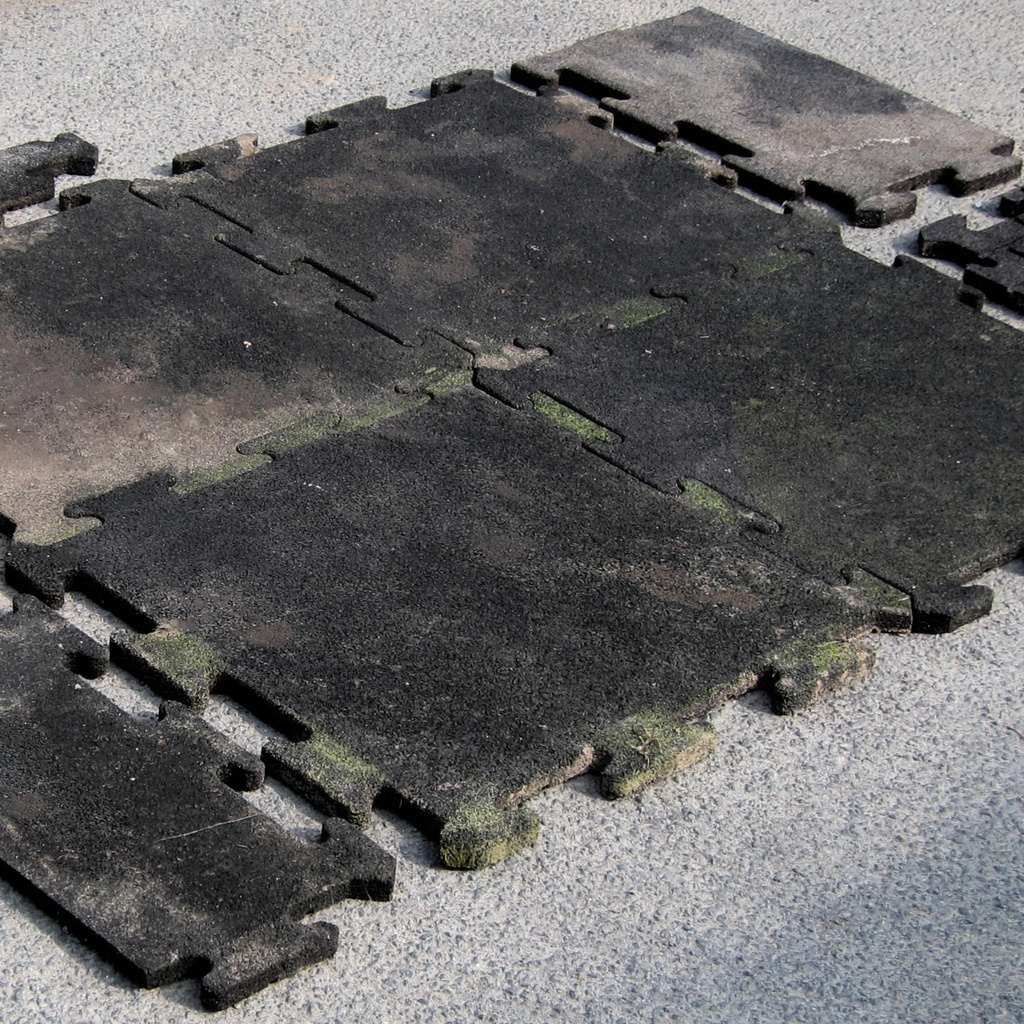 Rubber floor tiles by Warco - Only available in our physical shop