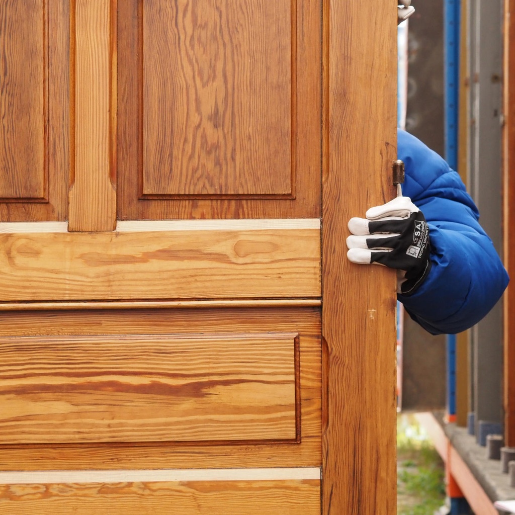 Door in varnished solid pine  (H. 246 cm x W. 87 cm) - Right/Left