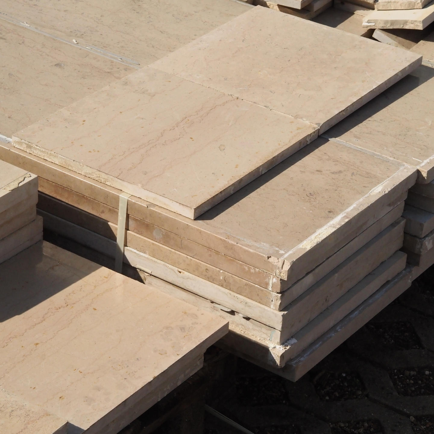 Miscellaneous Lunel Clair marble slabs - Only available in our physical shop