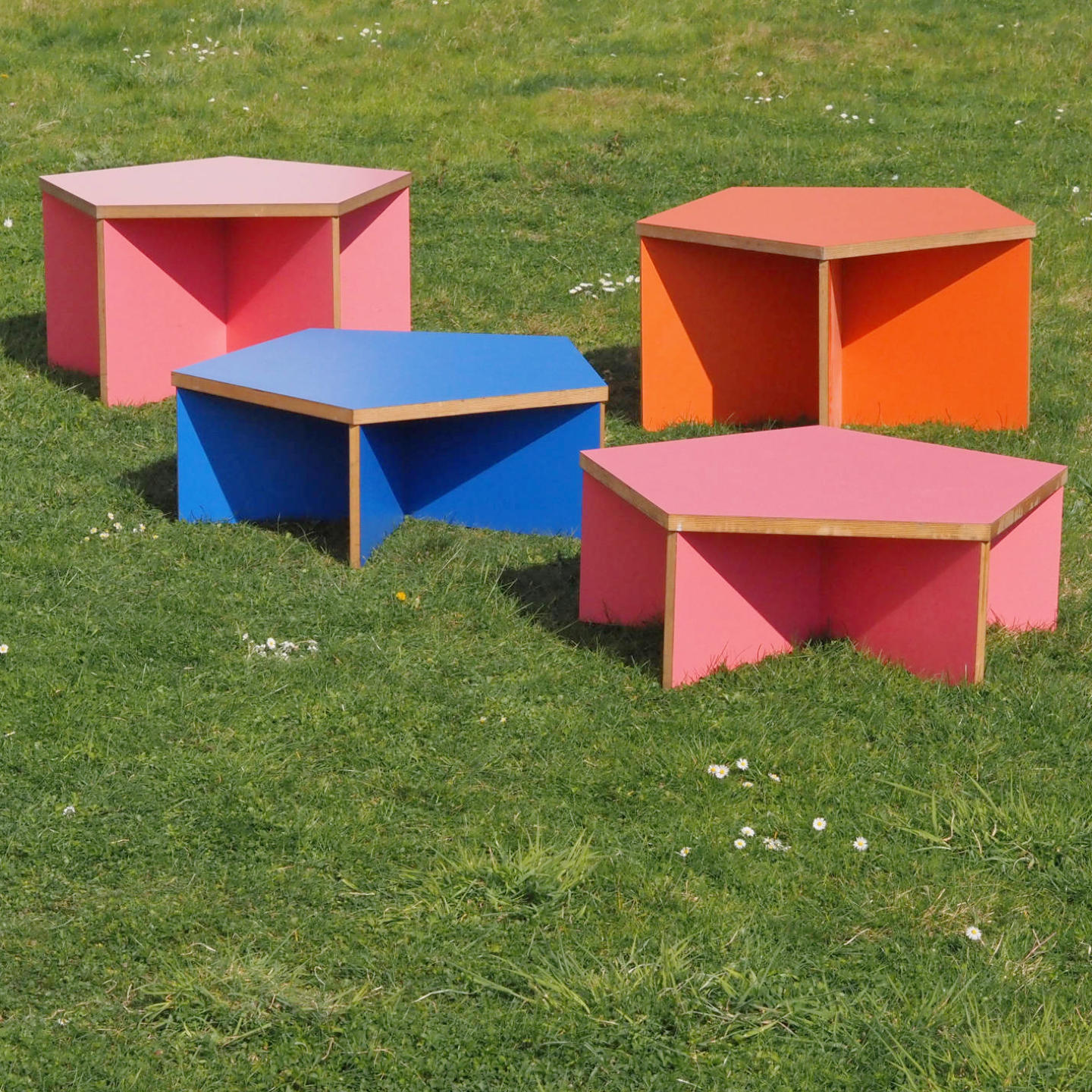 Coffee table by B-architecten from the Muntpunt library - Orange