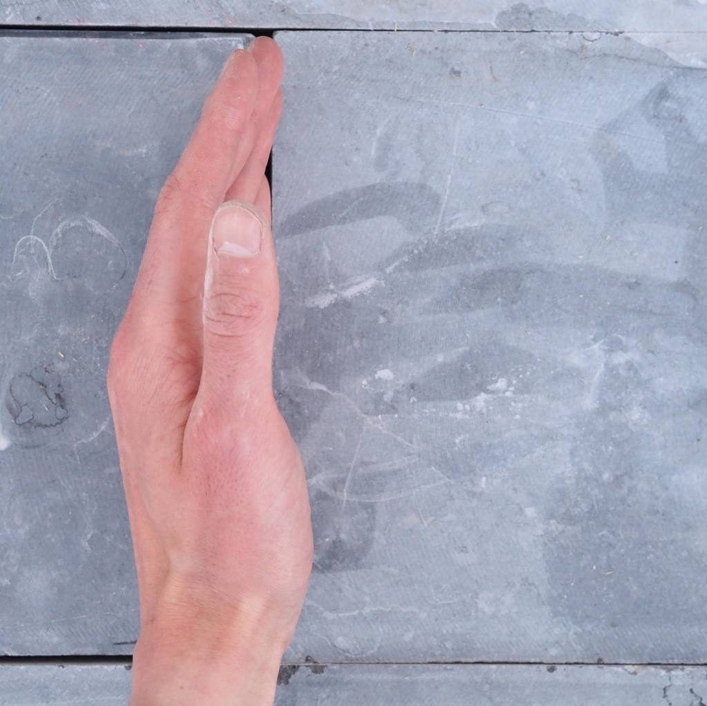 Blue limestone slabs - Sold per linear meter