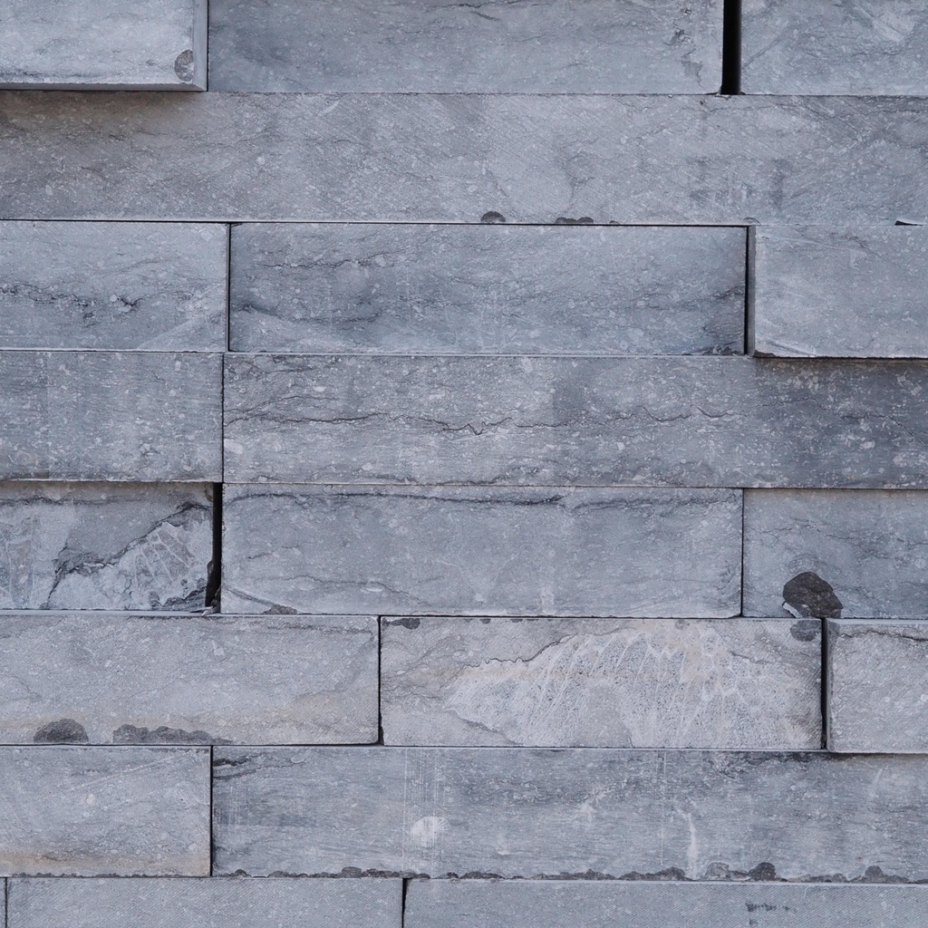 Blue limestone slabs - Sold per linear meter