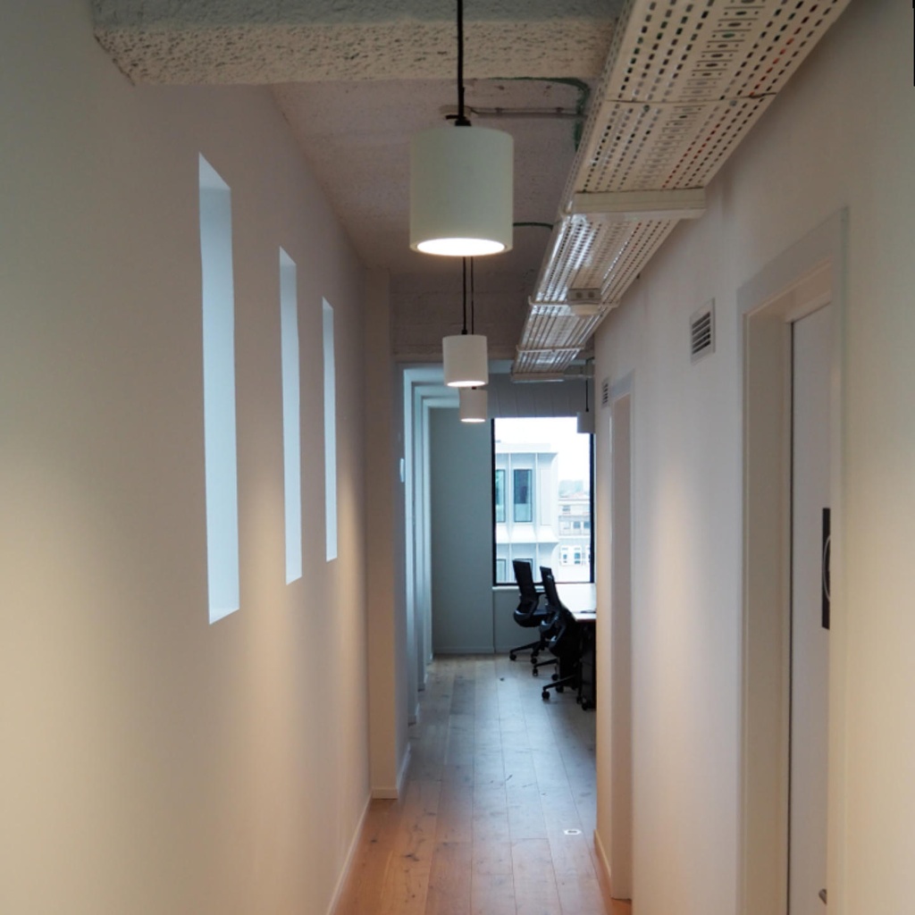 Hanging light 'BOXY XL' by Delta Light