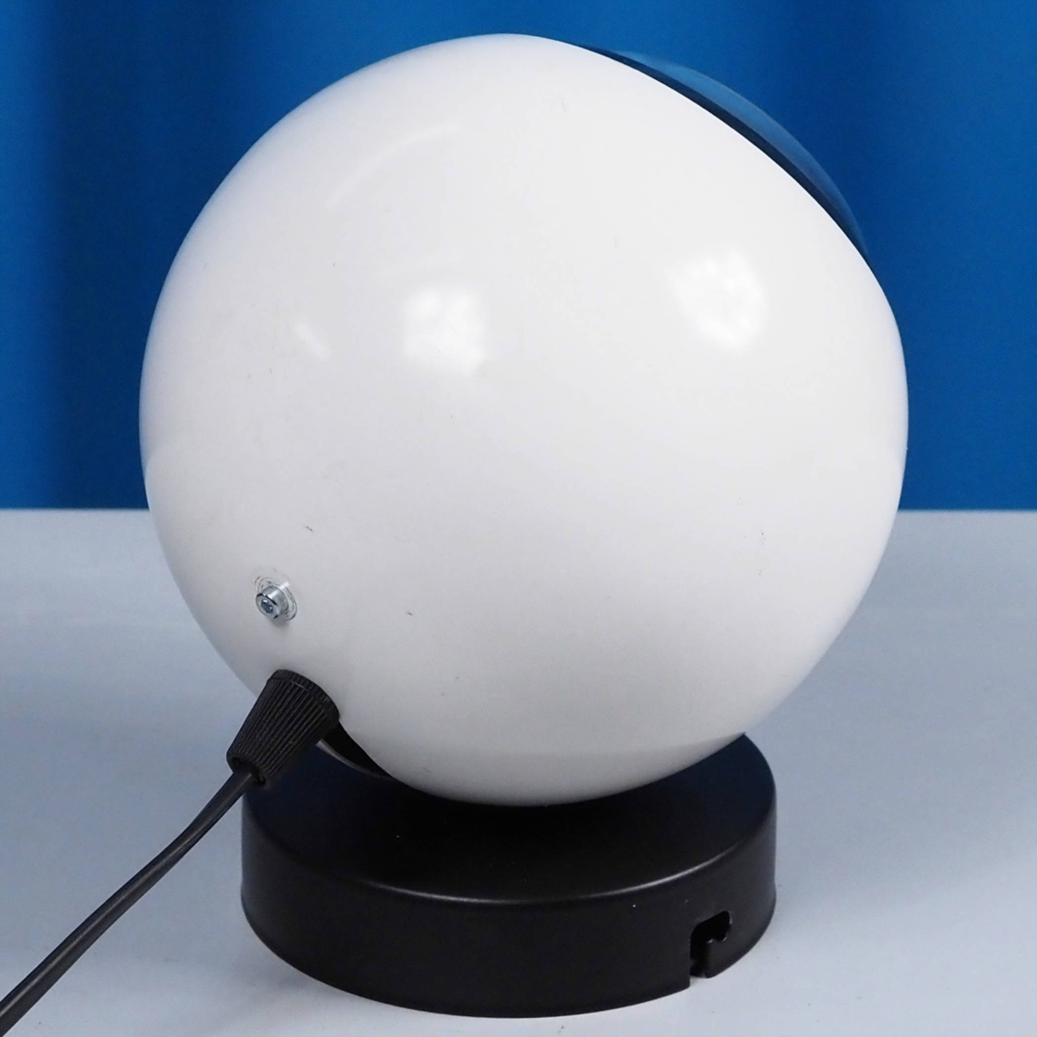 Table light by McGraw-Edison (ca. 1980)