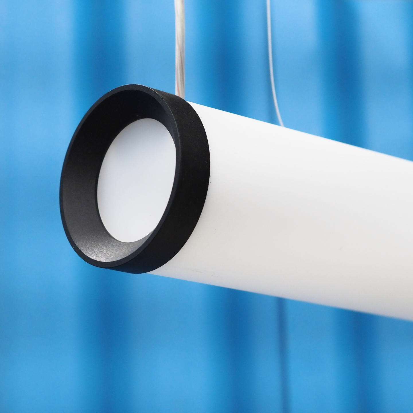Hanging light 'Bunga' by Prolicht (L. 125 cm)