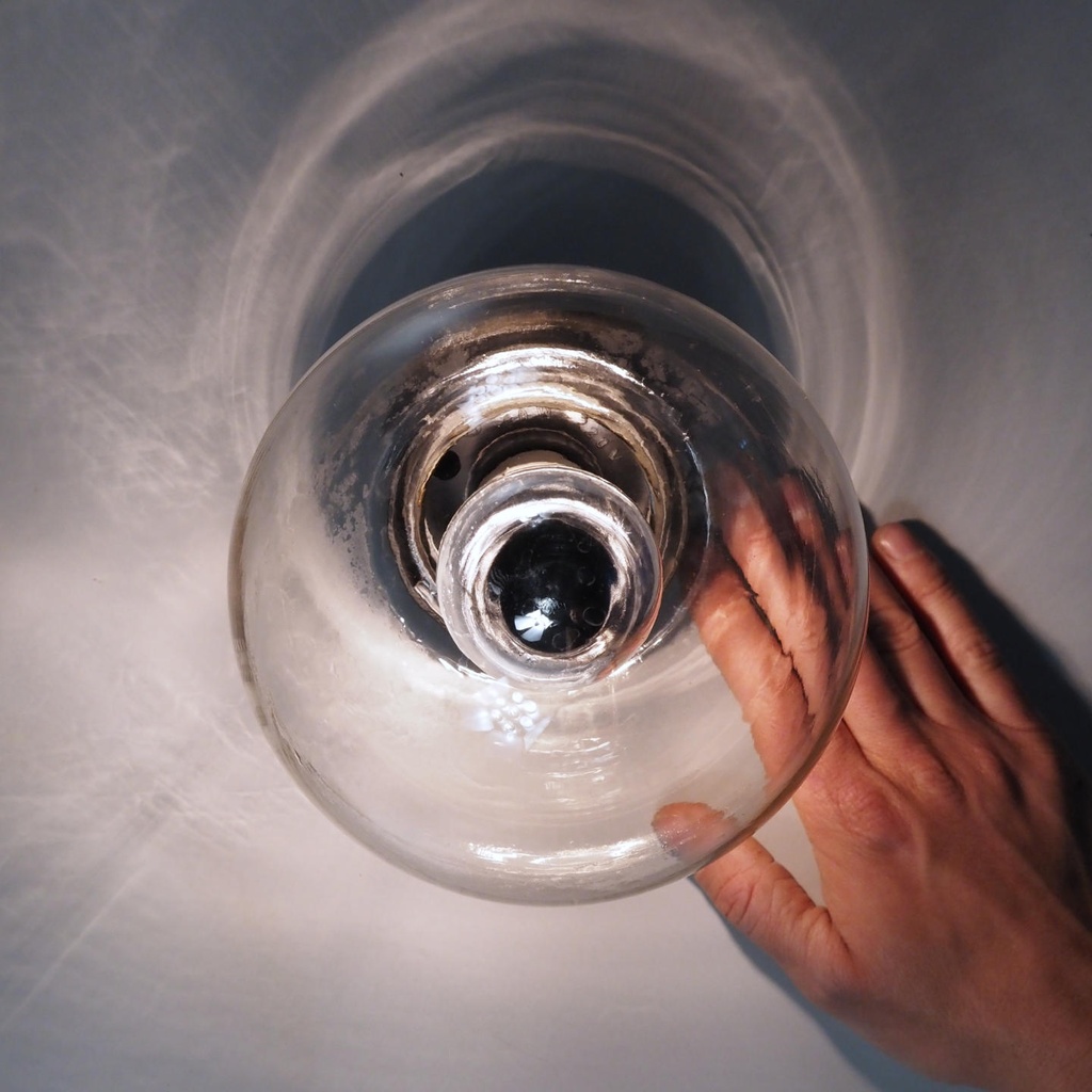 Wall/Ceiling light in clear glass and bakelite - Angled