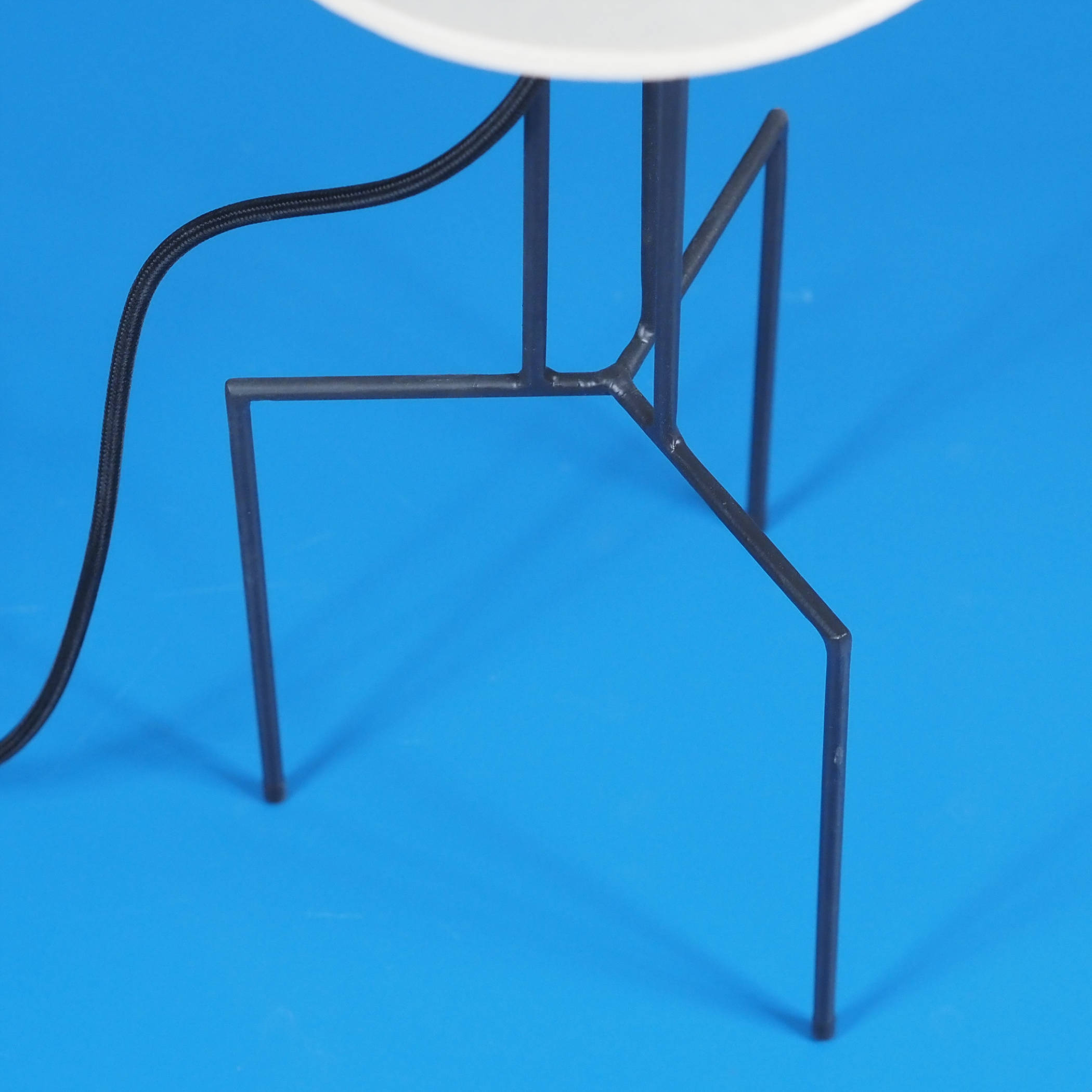 Standing light 'Tria' by Antonino Sciortino for Serax