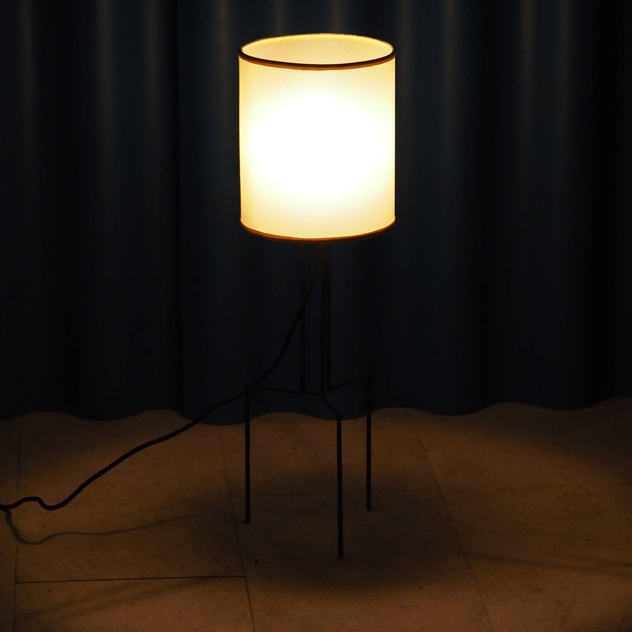 Standing light 'Tria' by Antonino Sciortino for Serax