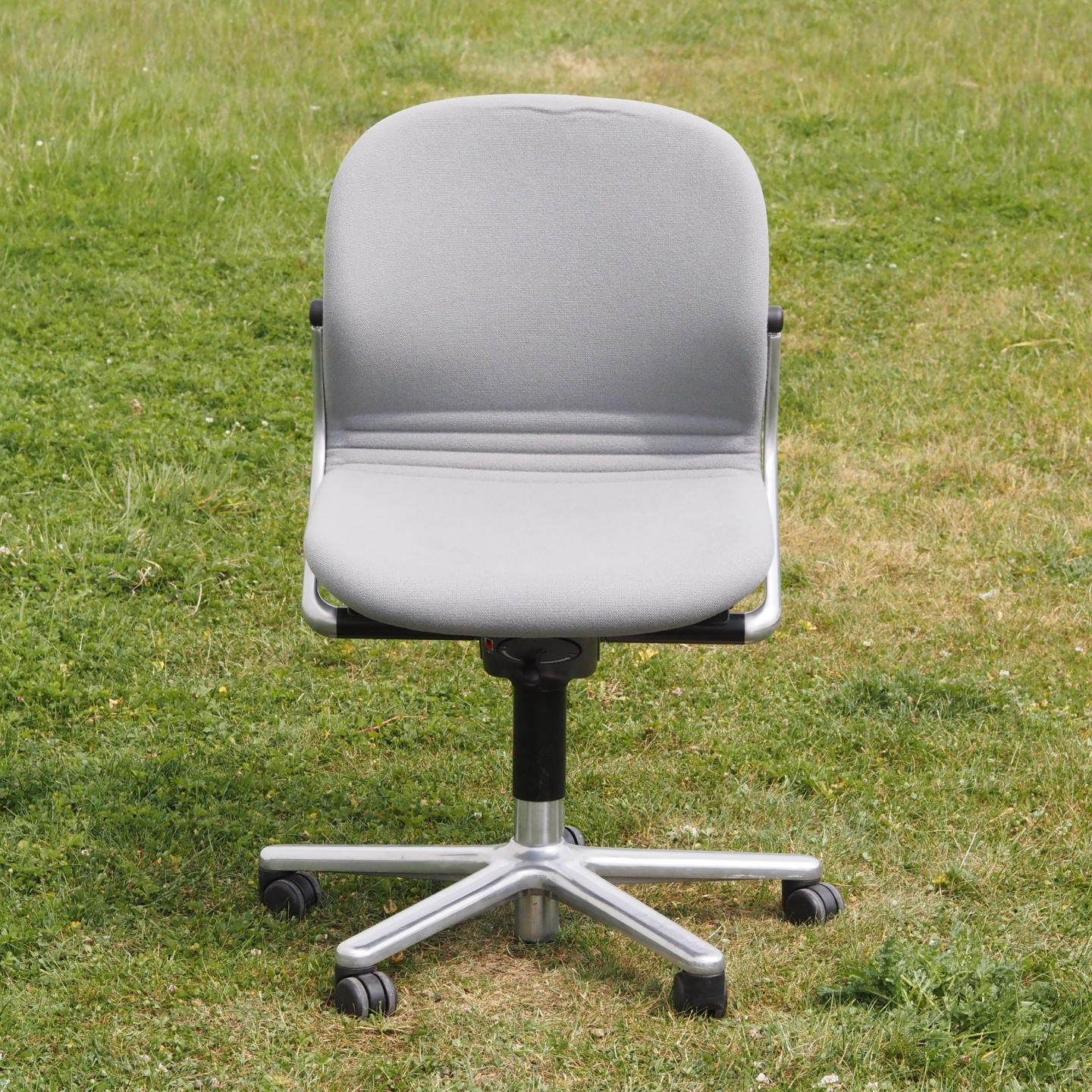 Swivel office chair 'FS 211/8' by Klaus Franck &amp; Werner Sauer for Wilkhahn (ca. 1980) - Grey