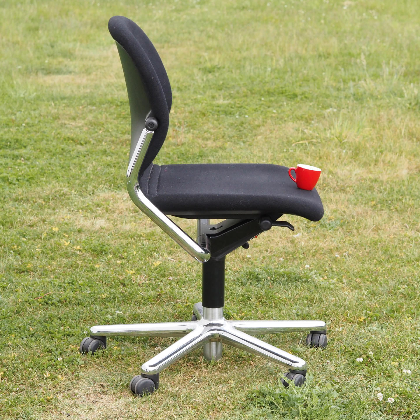 Swivel office chair 'FS 211/8' by Klaus Franck &amp; Werner Sauer for Wilkhahn (ca. 1980) - Black