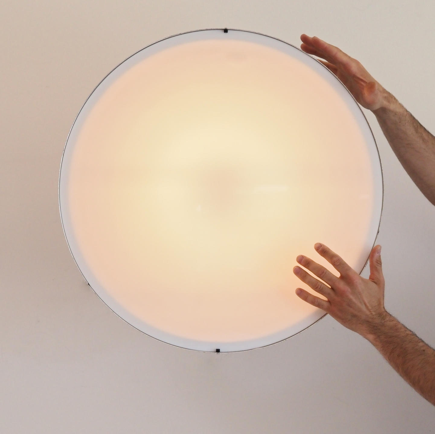 Wall light 'Karl' with aluminium diffuser