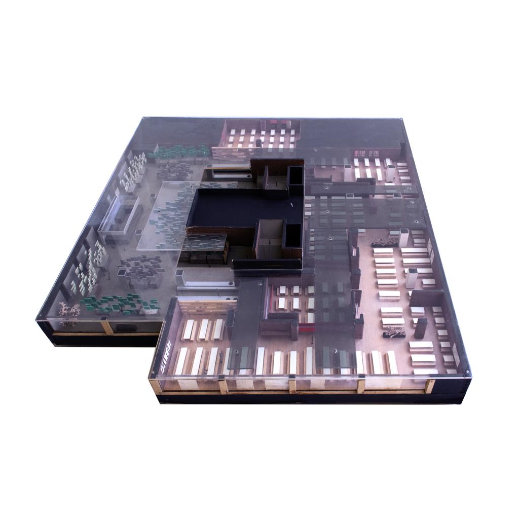 Table '4 places' by Christophe Gevers from the Banque Brussels Lambert HQ (L. 140 cm)