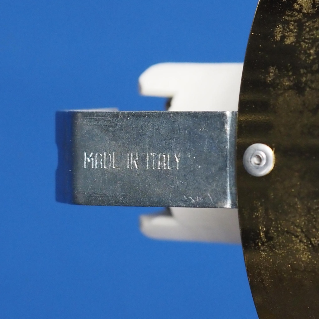 Recessed light  in gold chromed steel