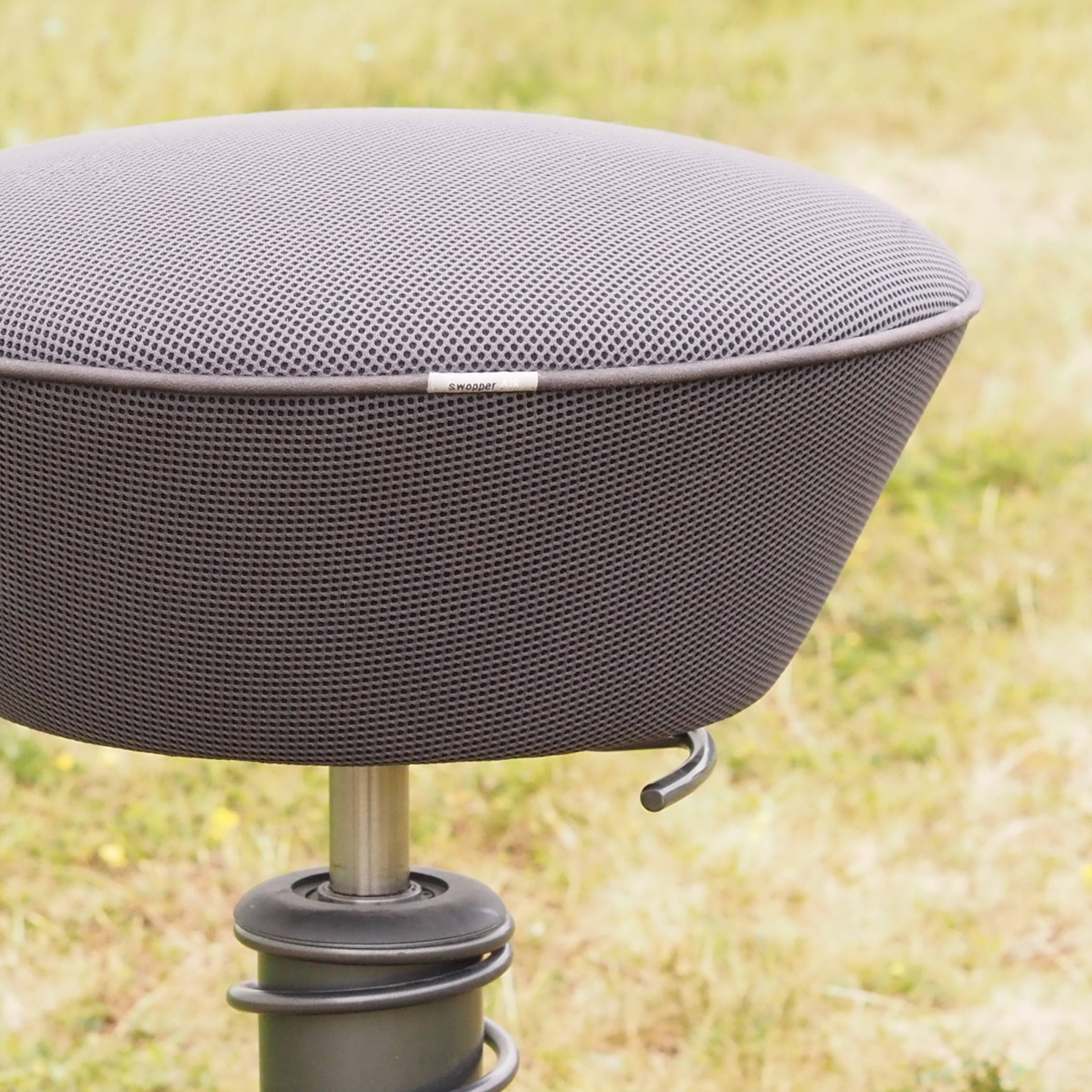 Swivel stool 'Swopper' by Aeris