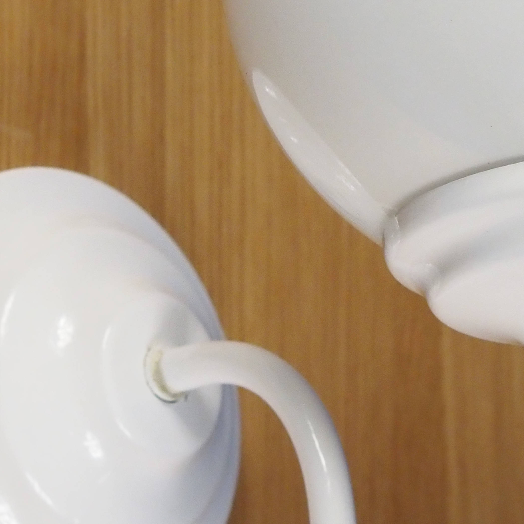 Wall sconce in white enameled steel by Elco Lite (ca. 1970)