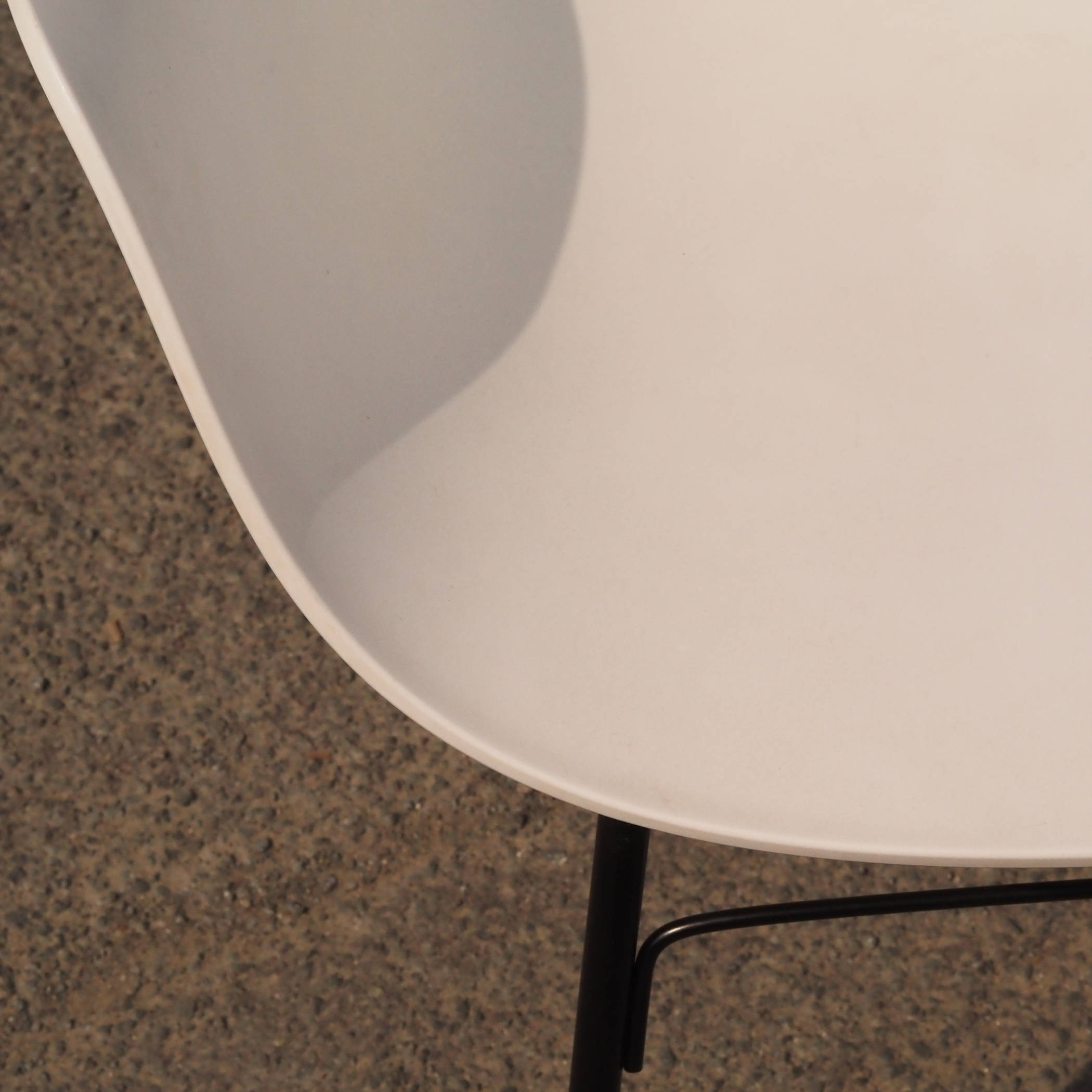 Armchair 'Ta' by Simone Viola for Toou - White