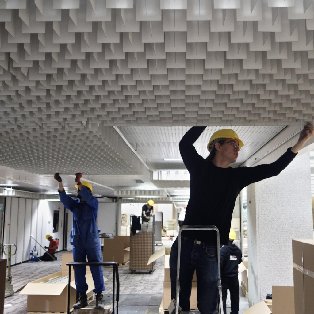 Support profile for light diffusing ceiling 'Mille feuille' from Générale de Banque