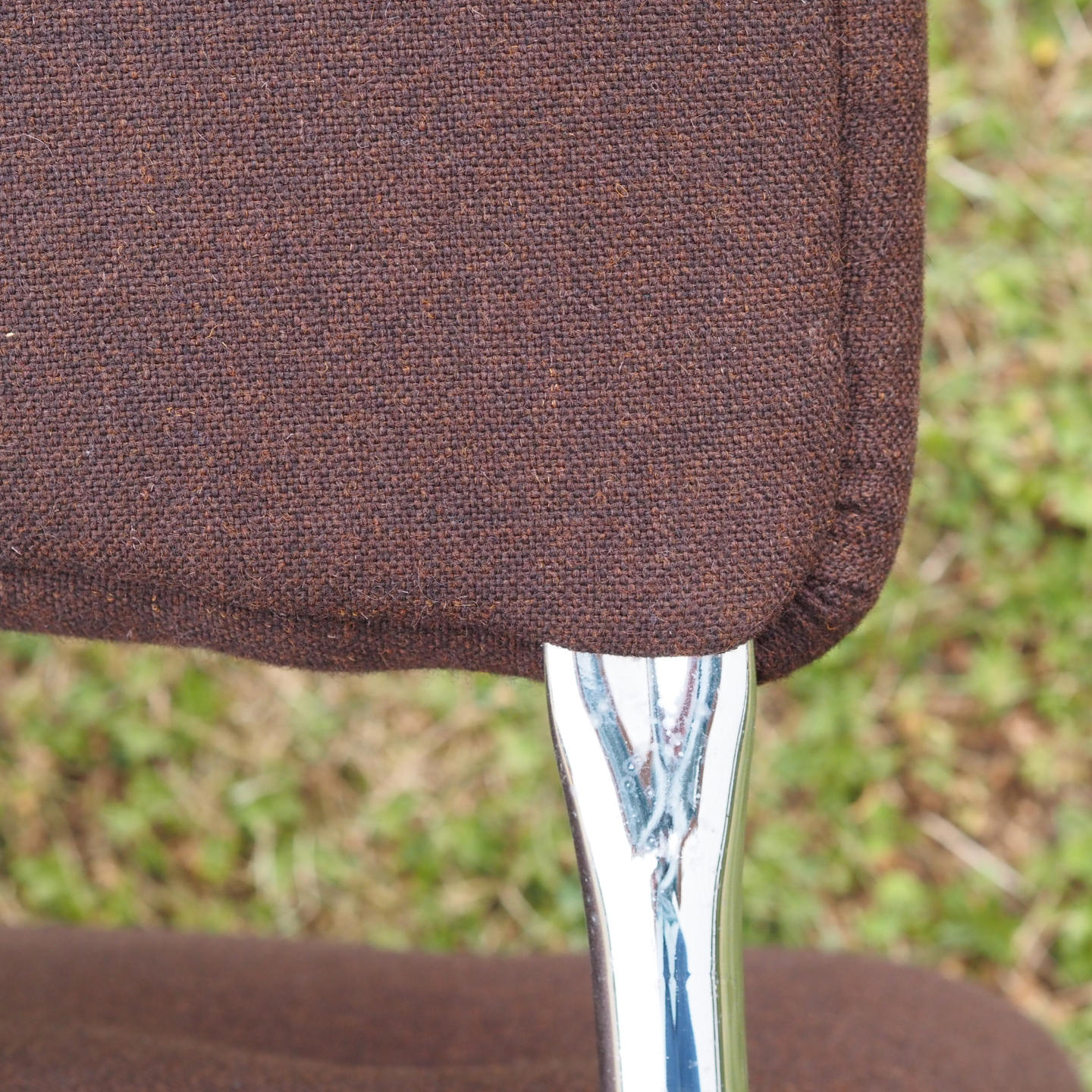 Cantilever chair by Steelcase/Strafor (ca. 1980)
