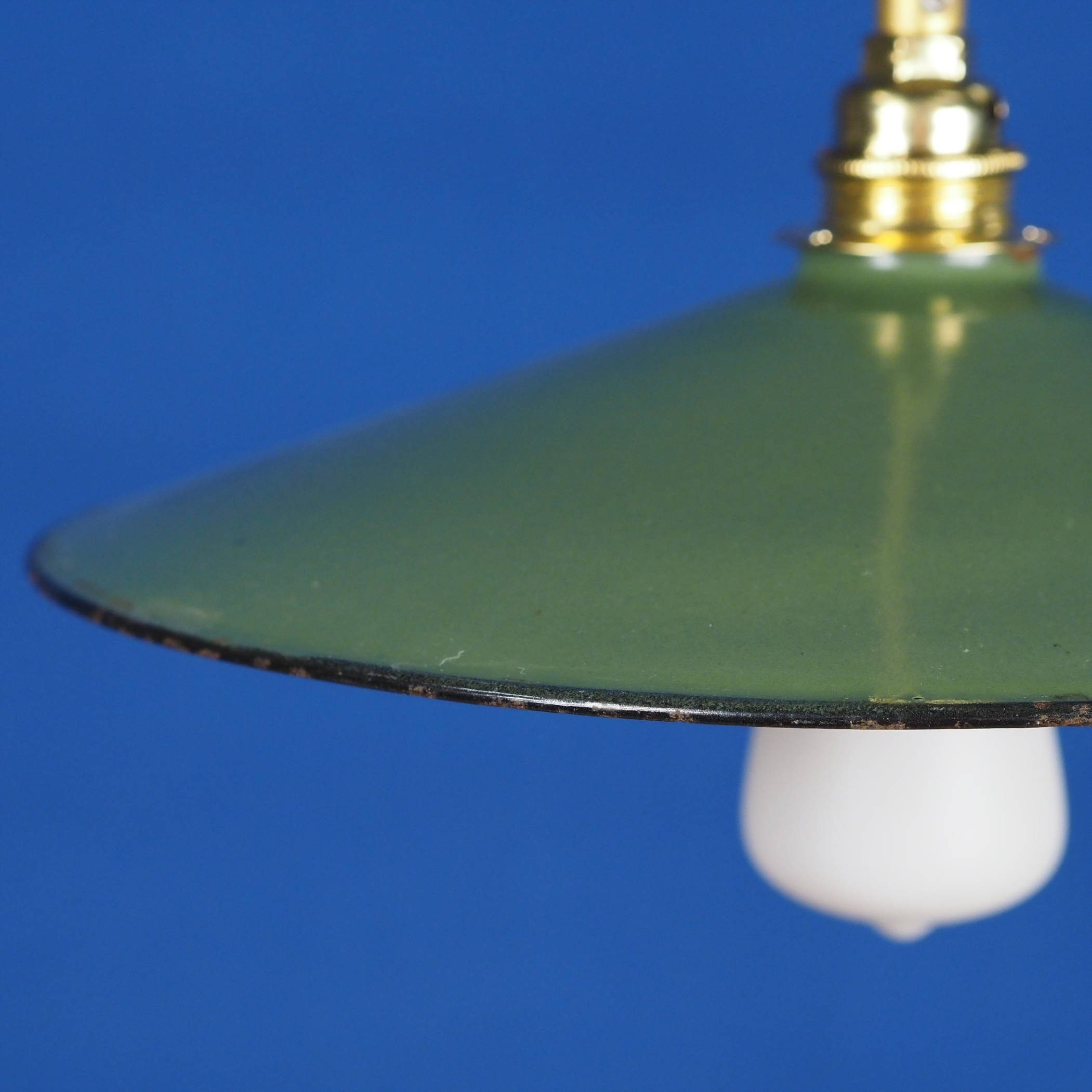 Hanging light with green enameled steel shade