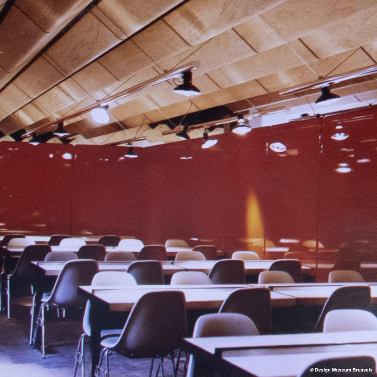 Ceiling module in oak plywood by Christophe Gevers from the Générale de Banque (L. 248,5 cm)