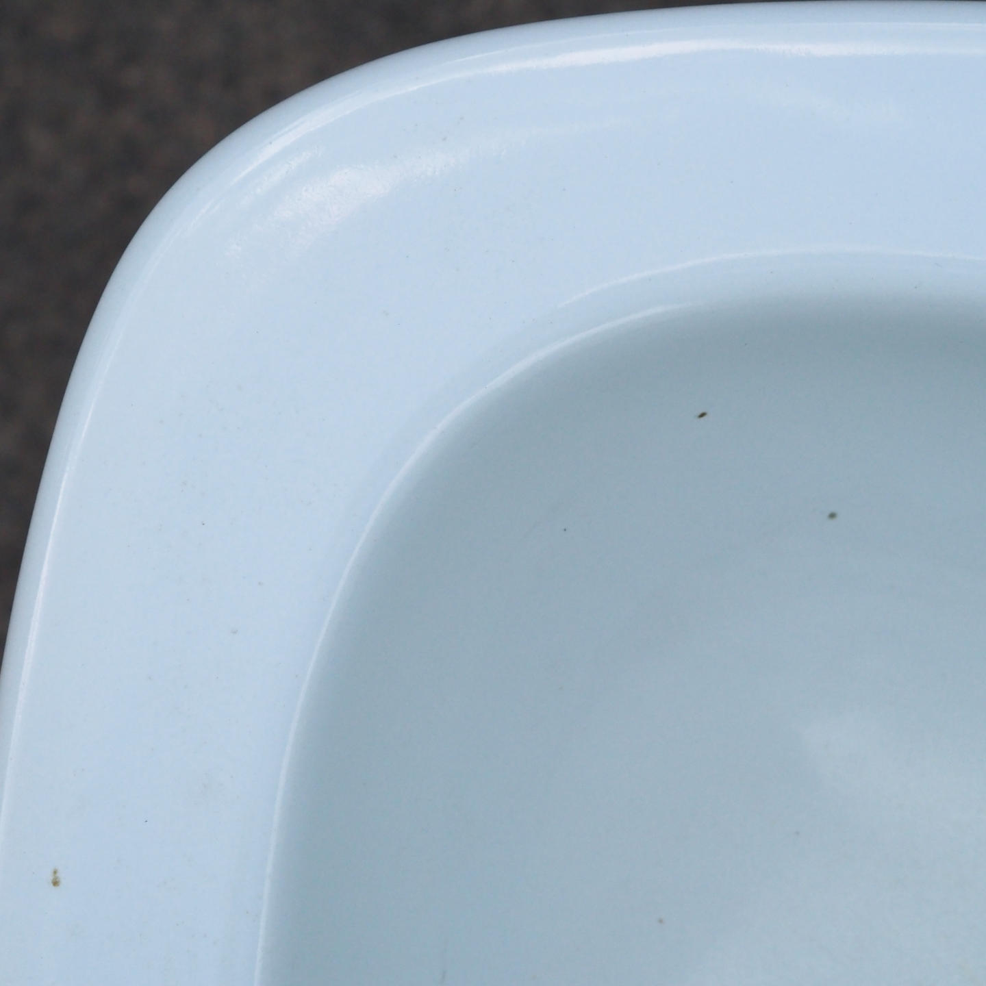 Pedestal bathroom sink by Pozzi