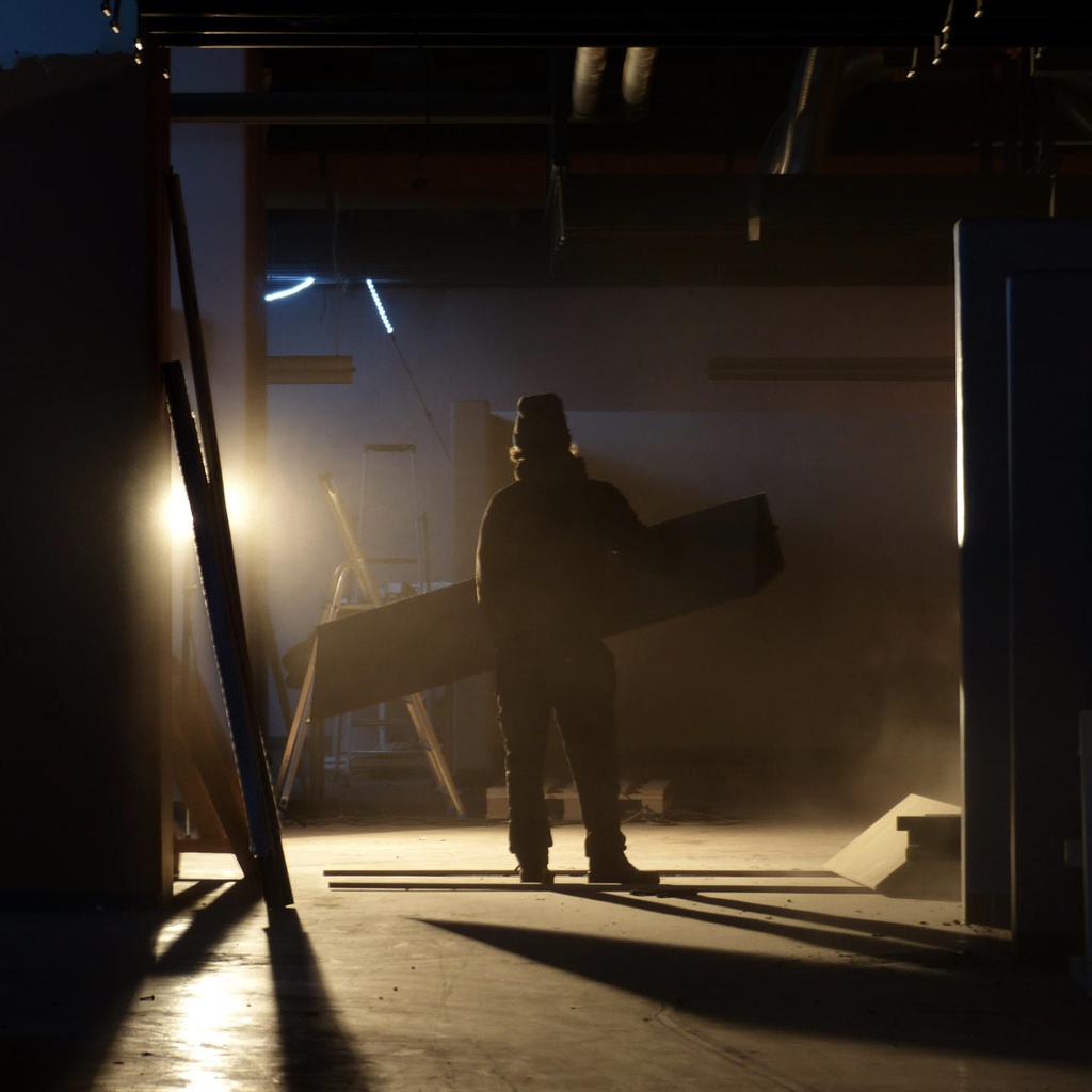 Ceiling module in varnished oak plywood by Christophe Gevers from the Générale de Banque (L. 197 cm)