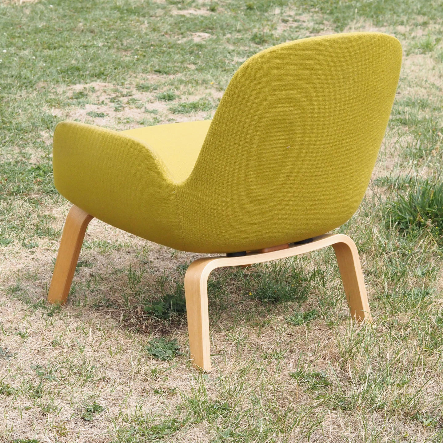 Lounge chair 'Era Low' by Simon Legald for Normann Copenhagen - Green
