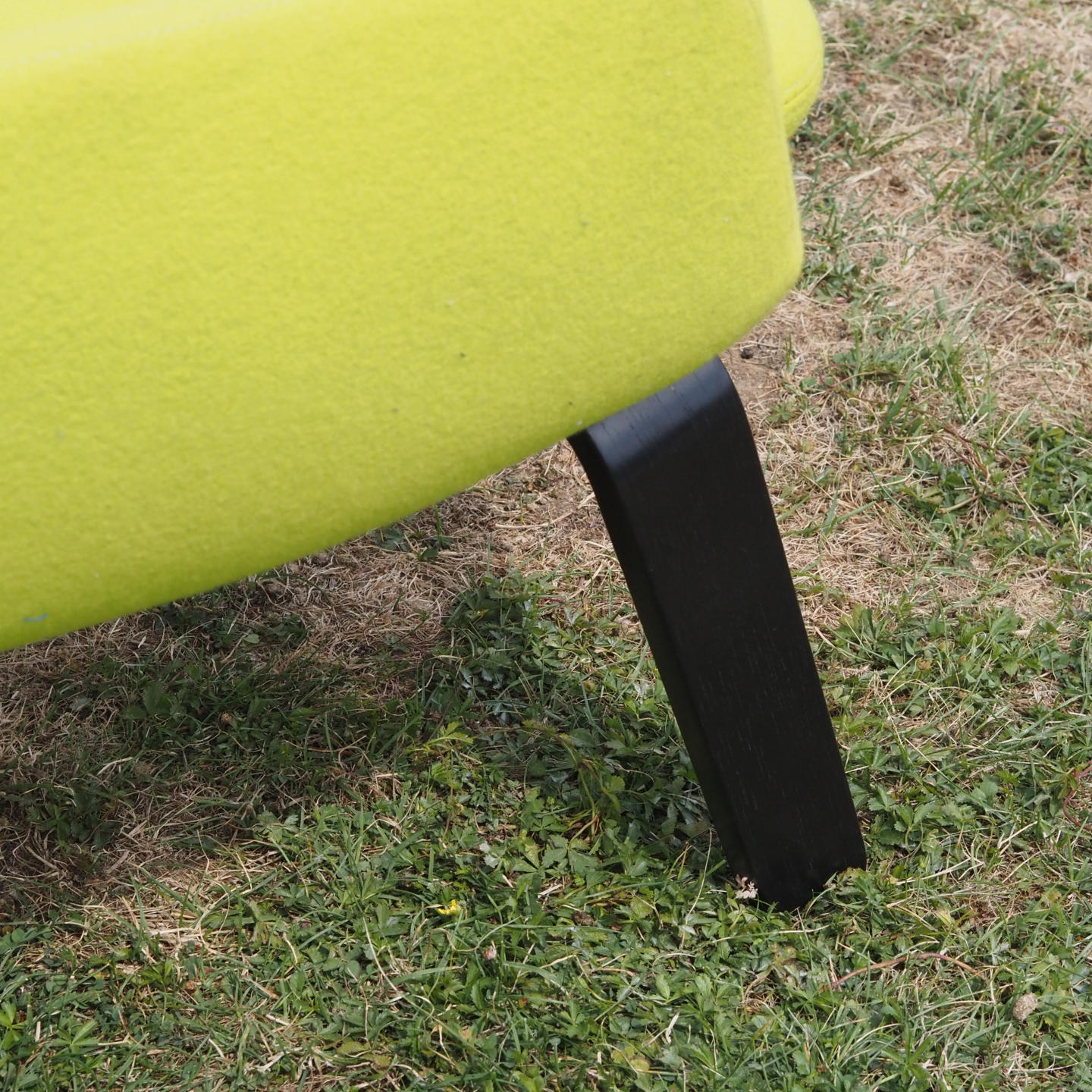 Lounge chair 'Era Low' by Simon Legald for Normann Copenhagen - Bright green