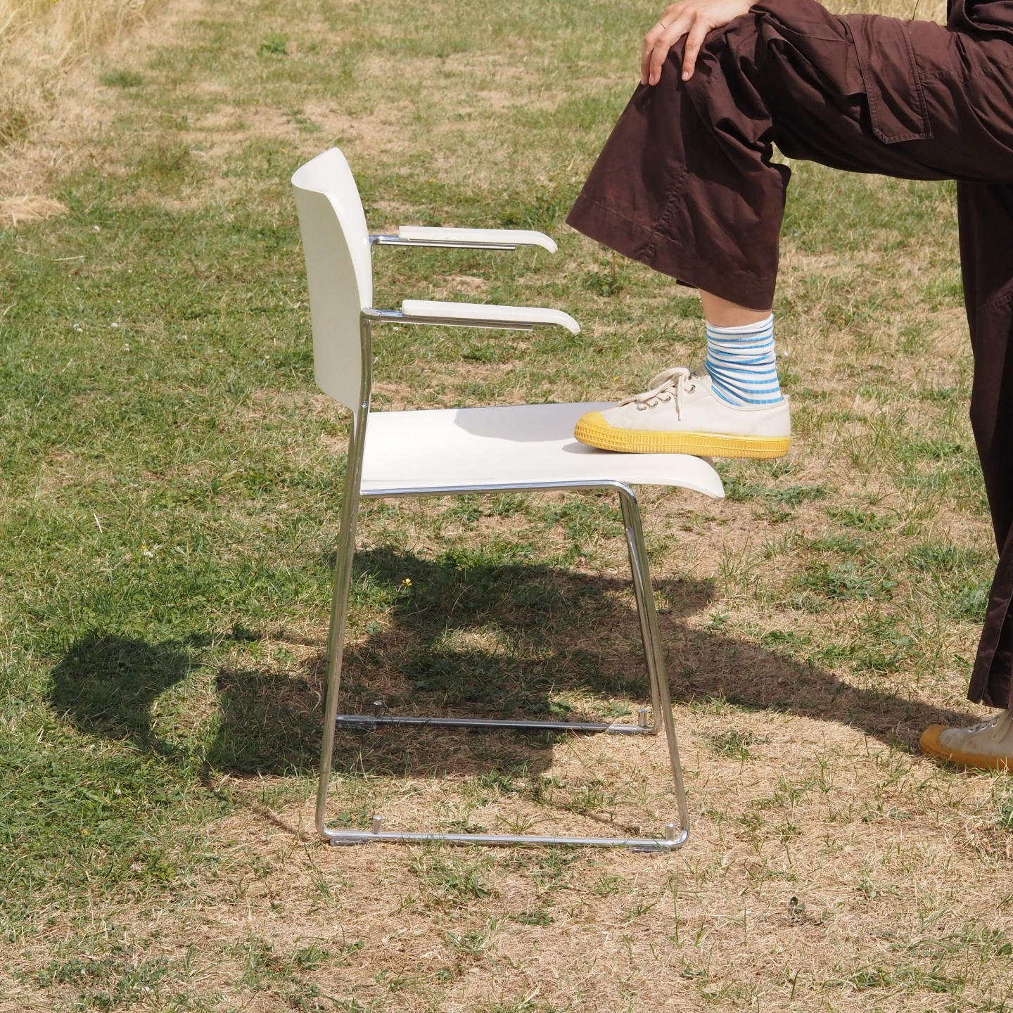 Stackable armchair '40/4' by David Rowland
