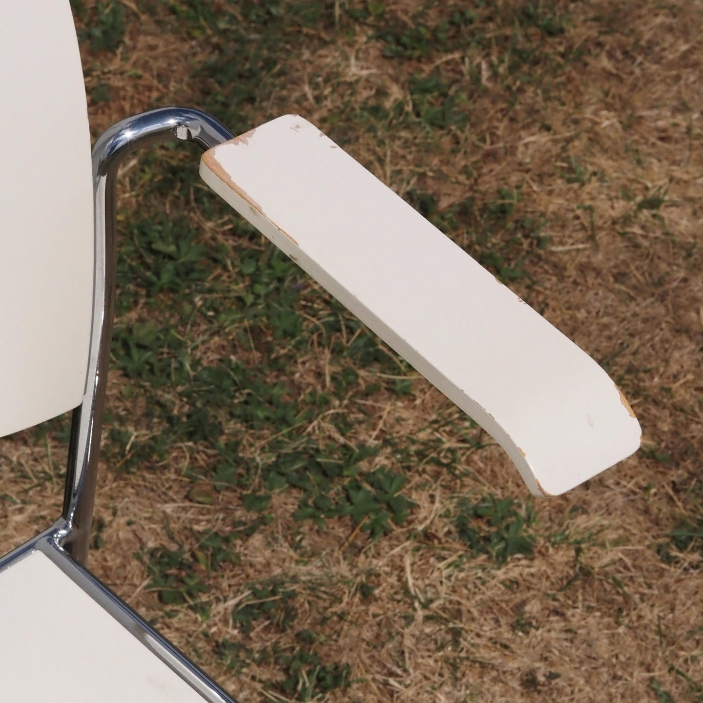 Stackable armchair '40/4' by David Rowland
