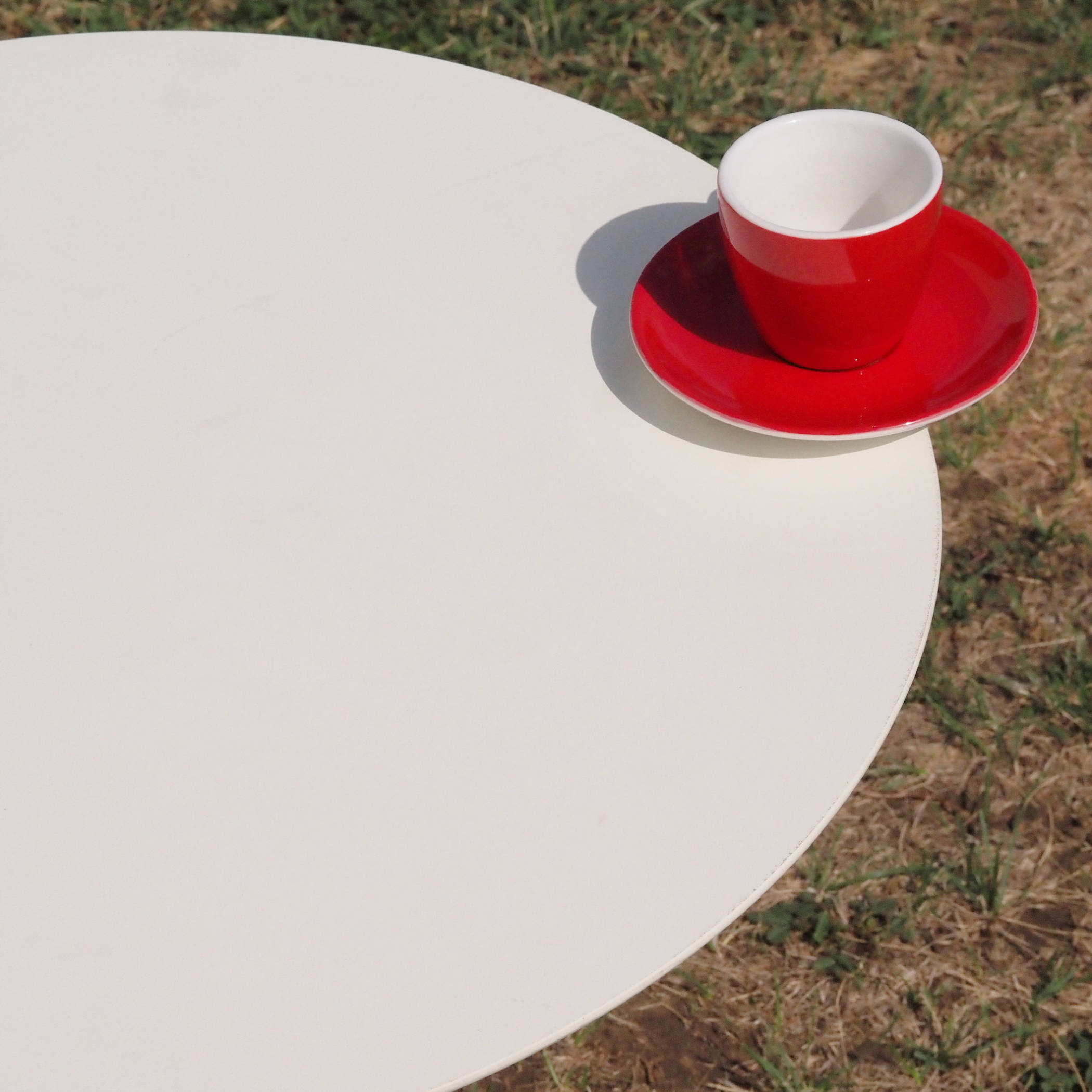 Coffee table 'Stylus' by Pedrali (ø 49 cm)