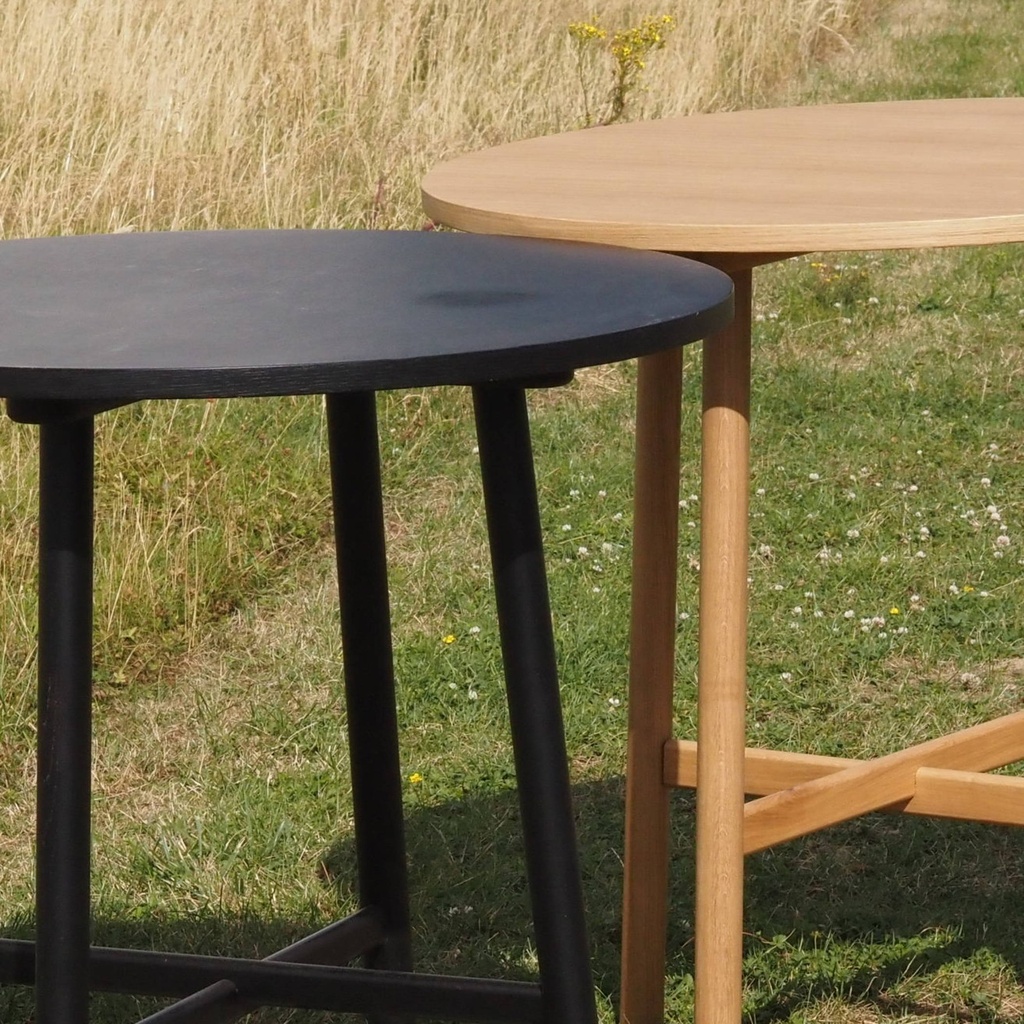 High round table 'Paddle' by Benoit Deneufbourg for Cruso (ø 90 cm)