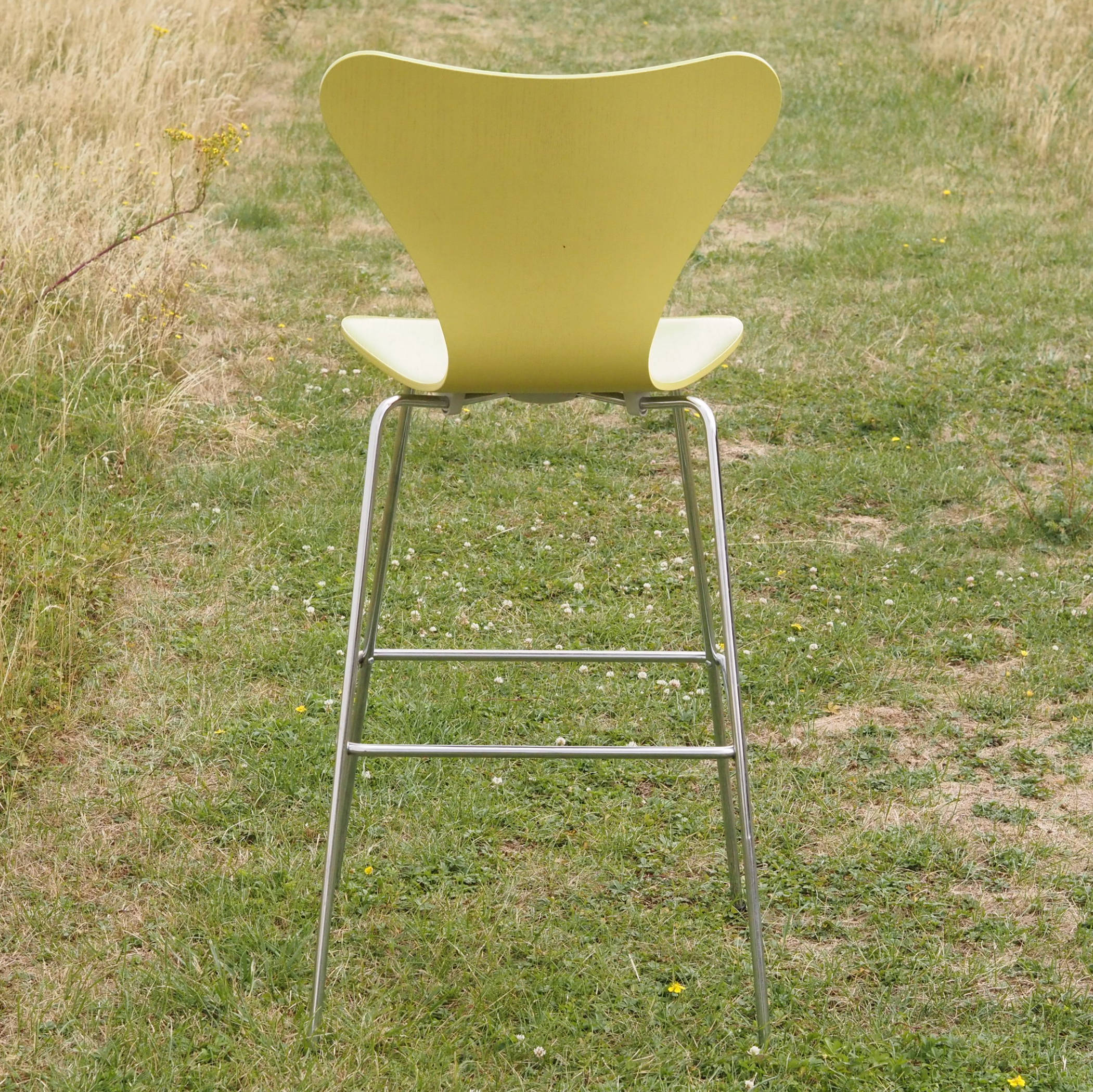 Bar stool 'Series 7' by Arne Jacobsen for Fritz Hansen