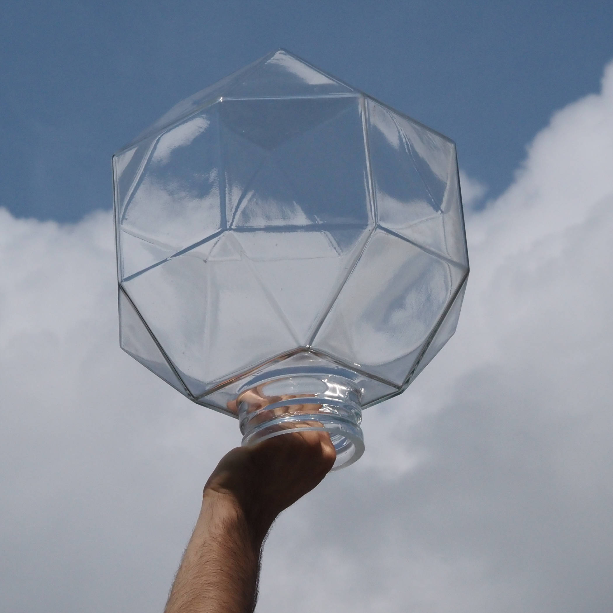 Glass container