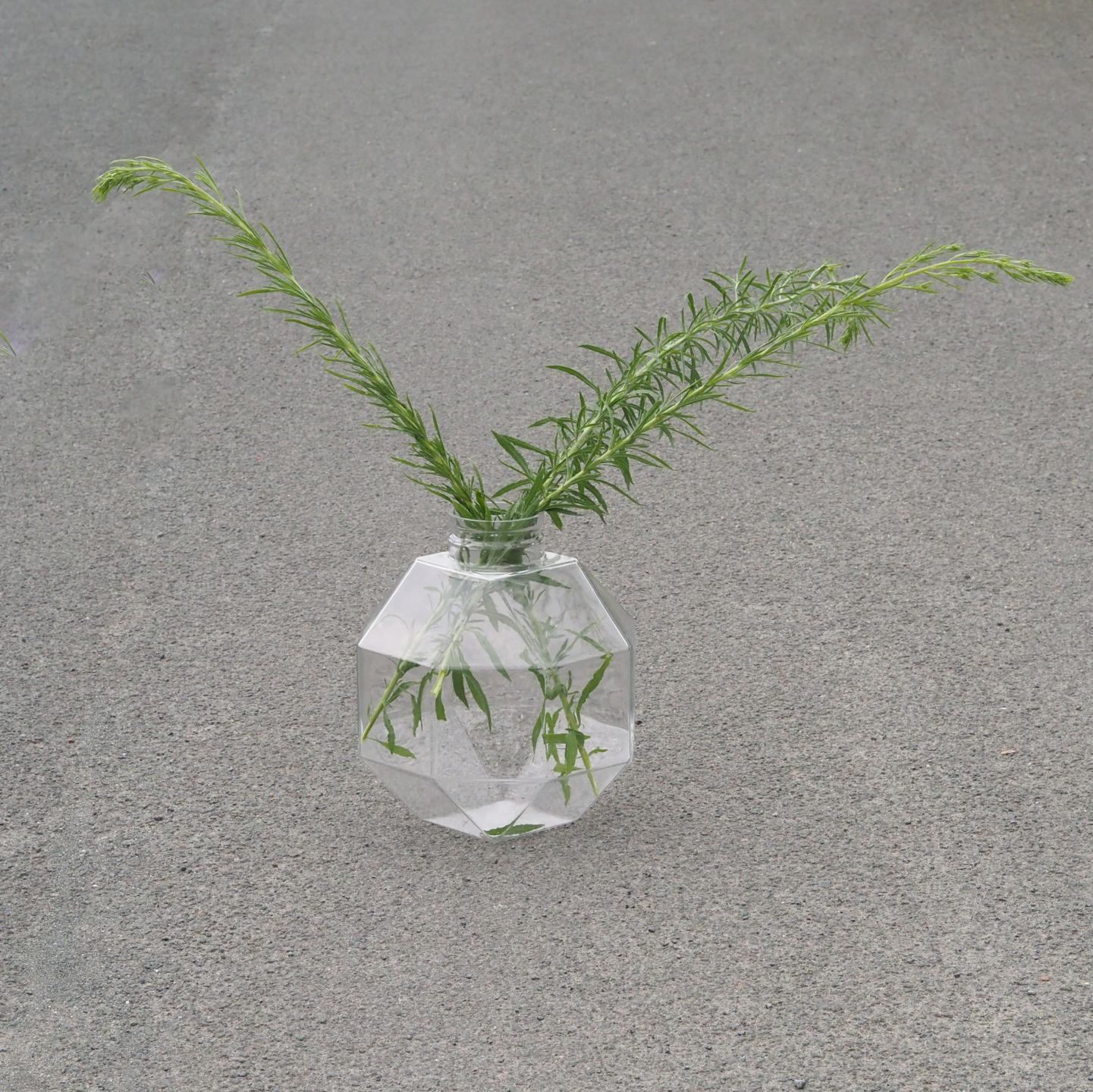 Glass container