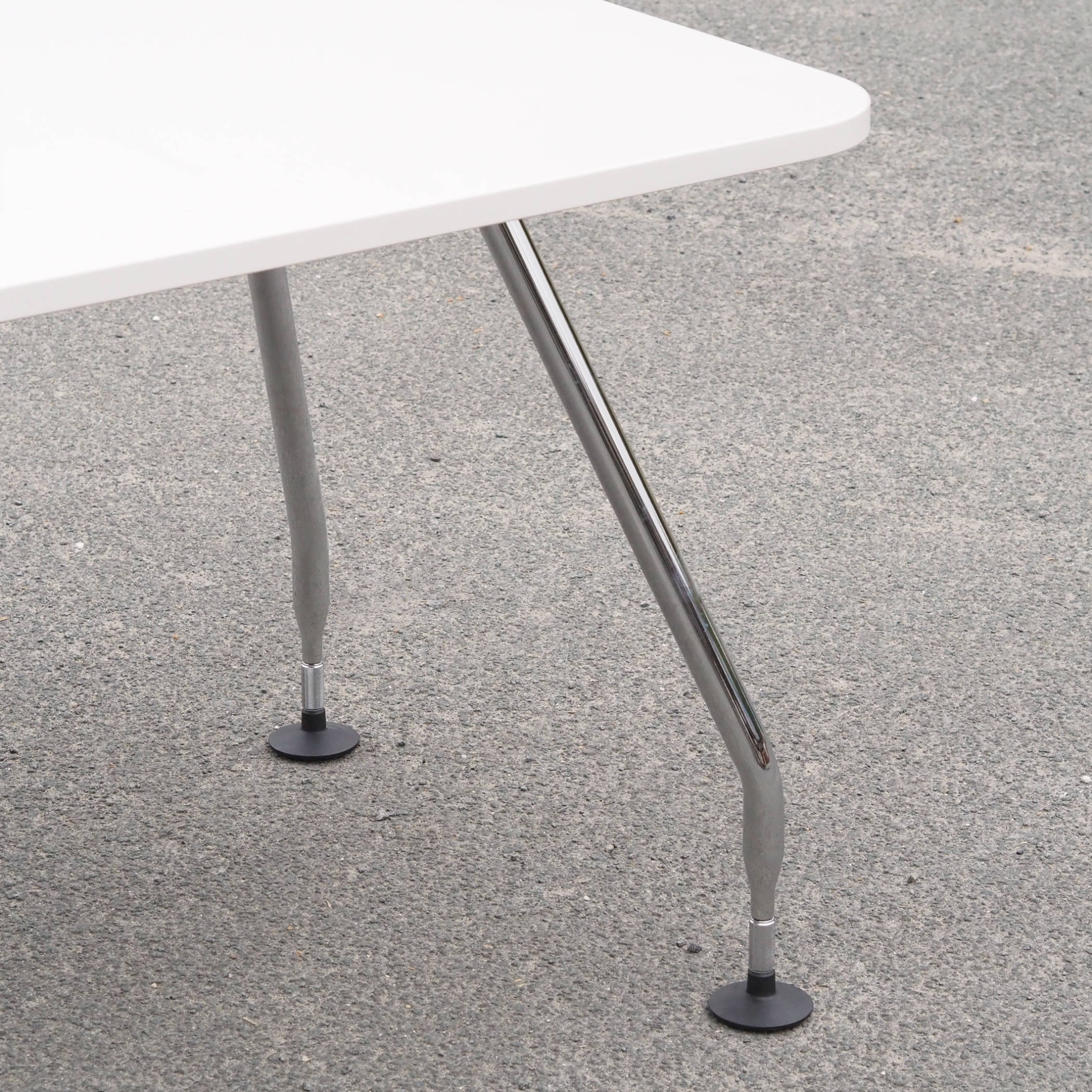 Dining/Meeting table 'Ad-Hoc' by Antonio Citterio for Vitra (160 x 80 cm)