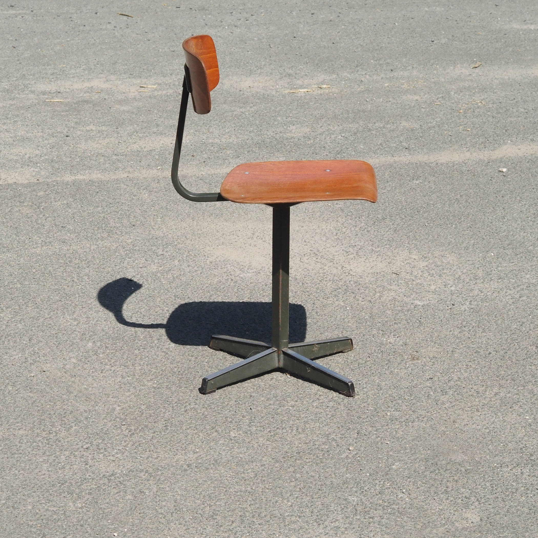 School chair in pagwood with cross-feet