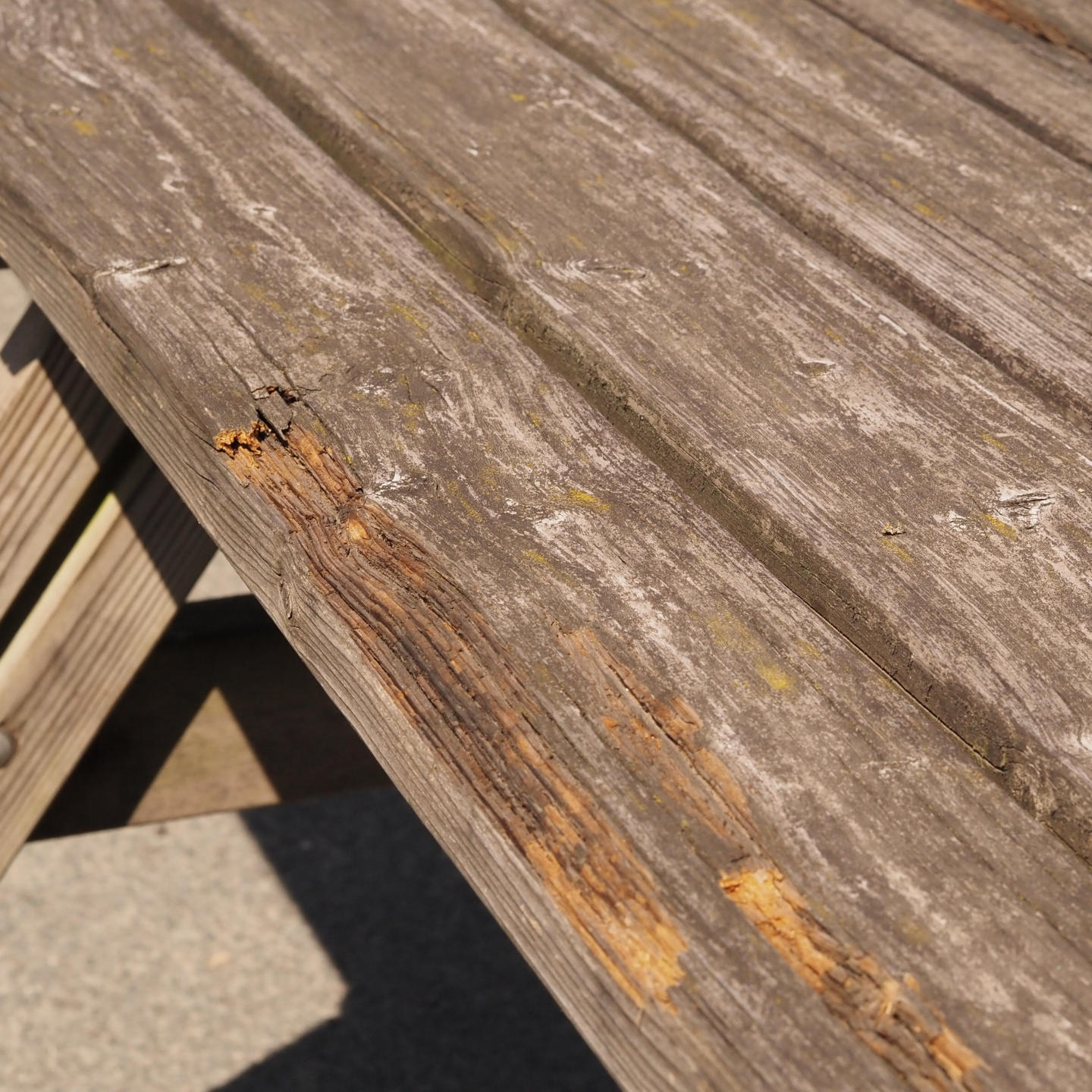 Outdoor picnic table (L. 177 cm)