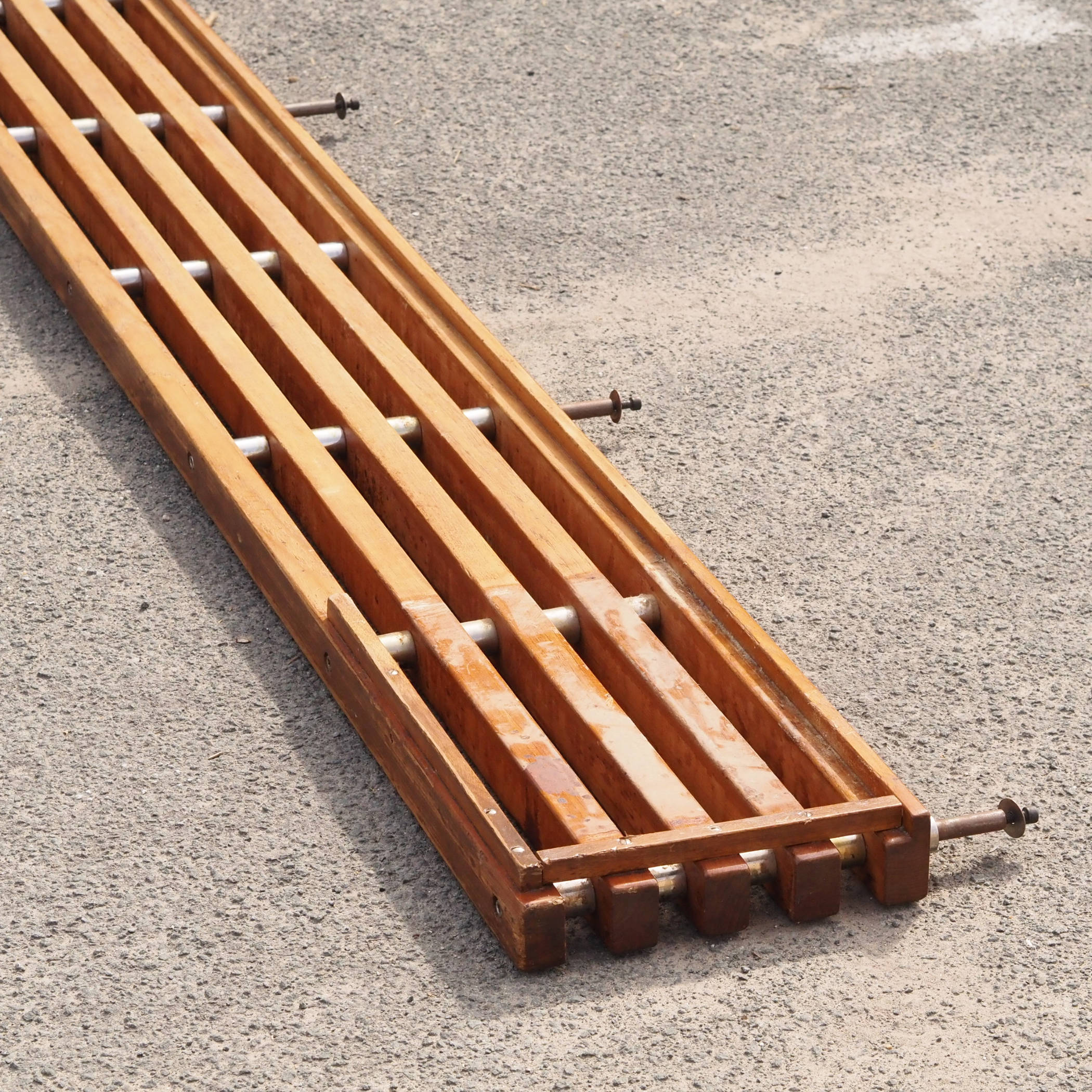 Serving hatch in varnished oak by Christophe Gevers from the Générale de Banque (various lengths)
