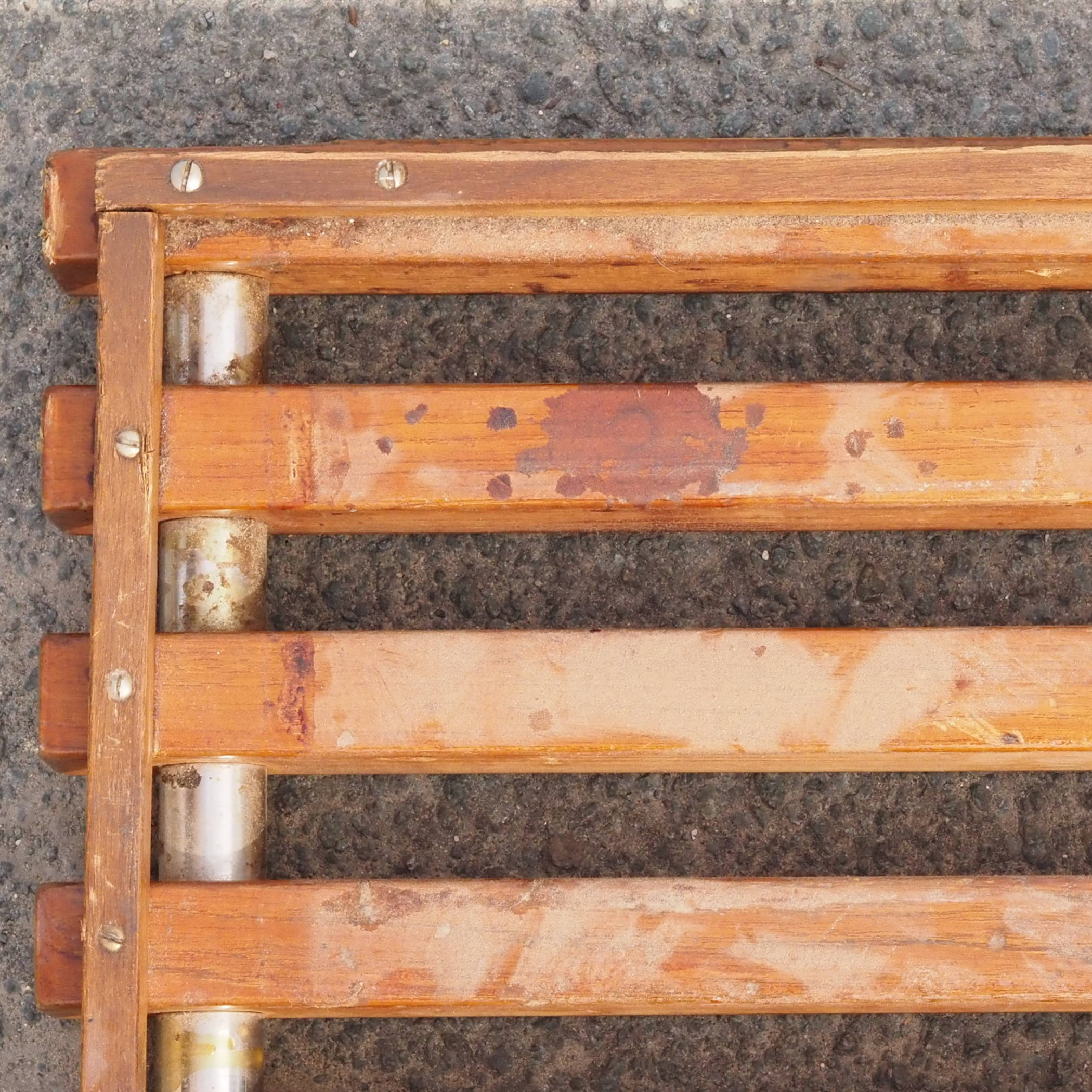 Serving hatch in varnished oak by Christophe Gevers from the Générale de Banque (various lengths)