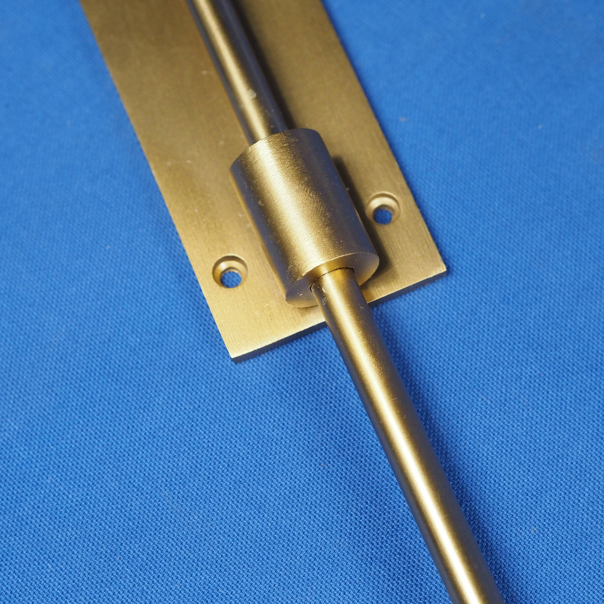 Wall light 'Swing' in brass-plated iron by House Doctor