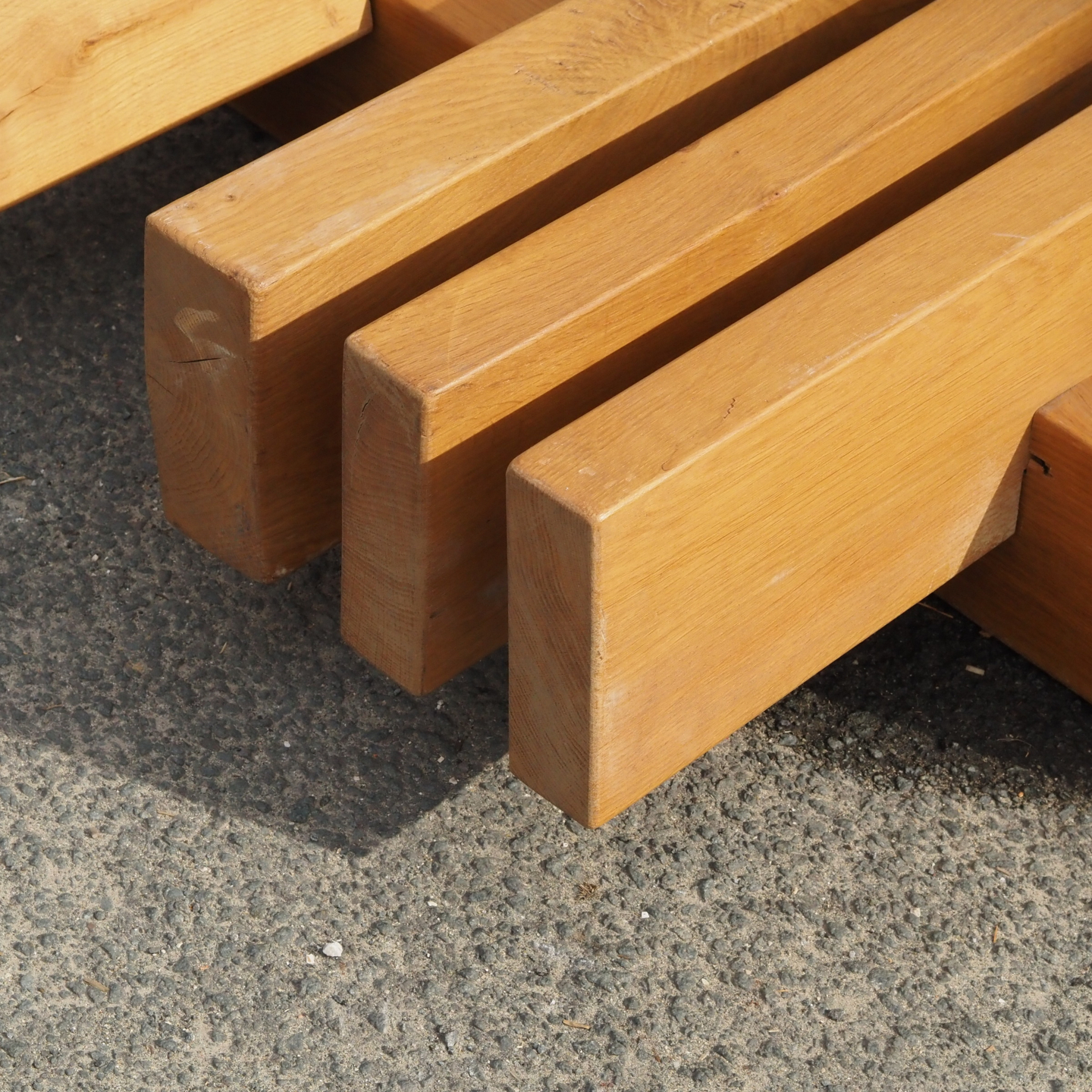Standing partition in solid oak by Christophe Gevers from the Générale de Banque
