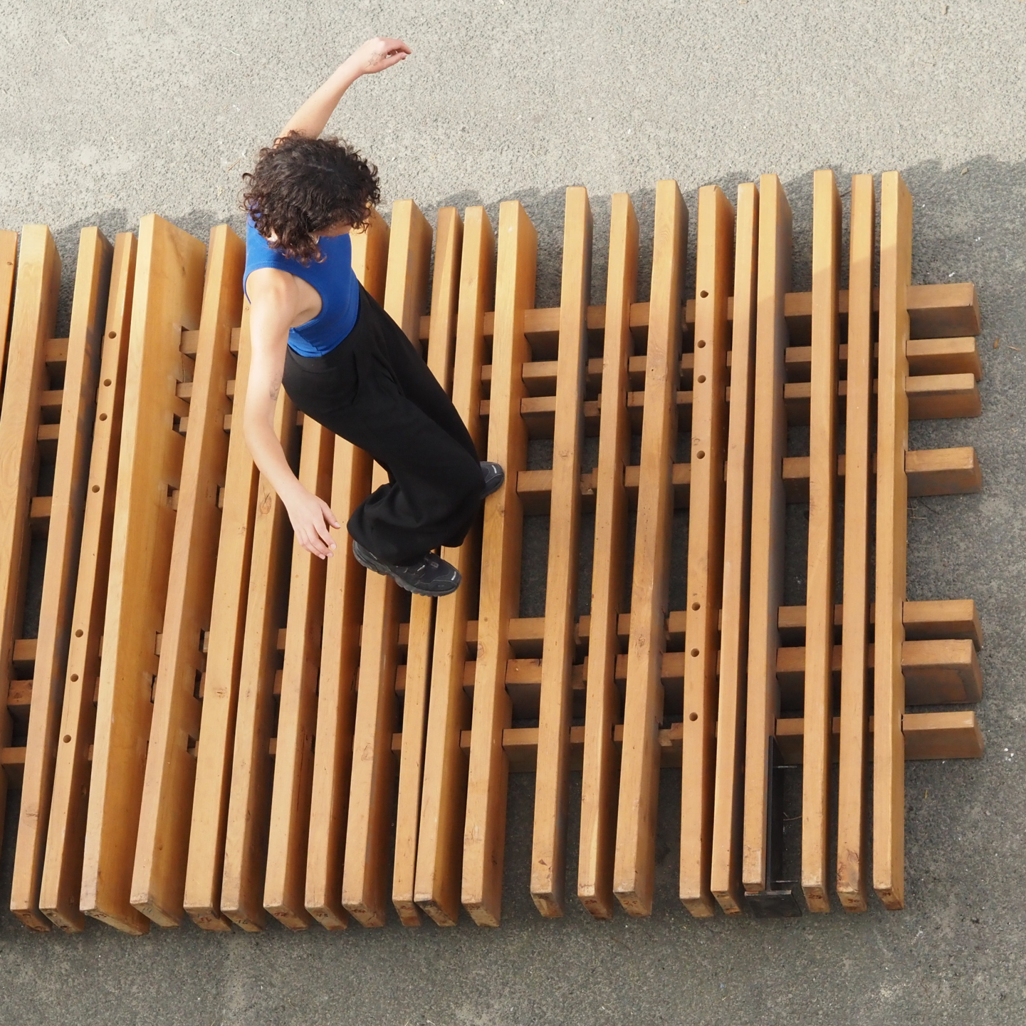 Standing partition in solid oak by Christophe Gevers from the Générale de Banque