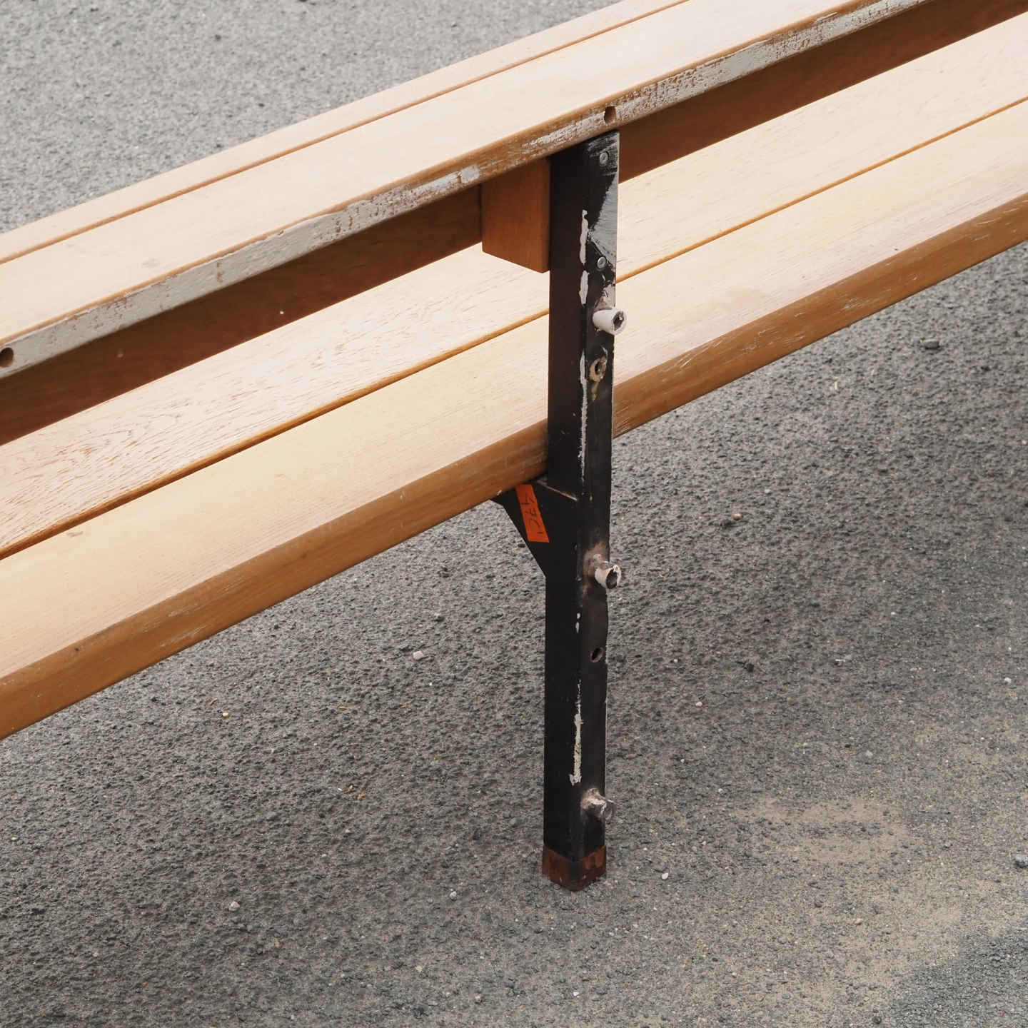 Bench in solid oak by Christophe Gevers from the Générale de Banque (various lengths)