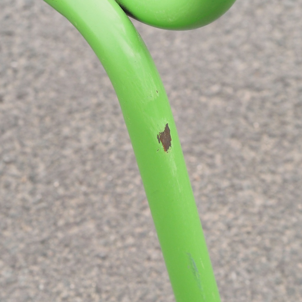 School chair with tubular steel legs (various colors)